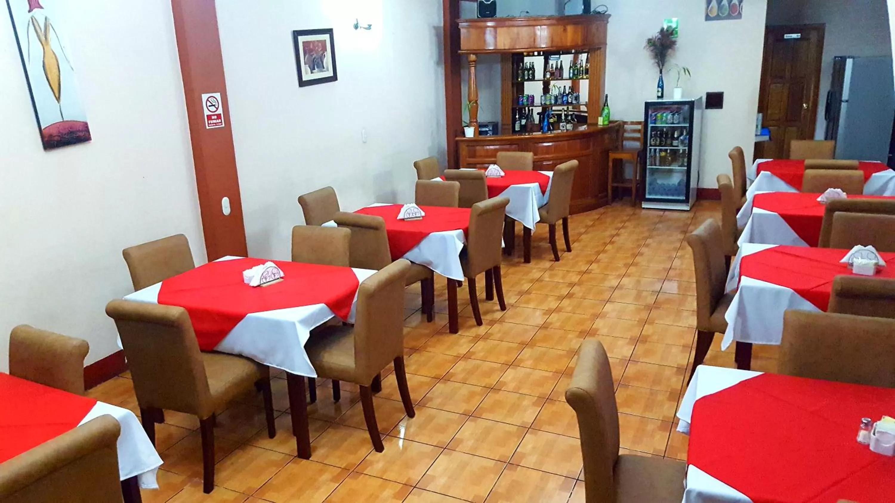 Restaurant/places to eat in Hotel Las Americas