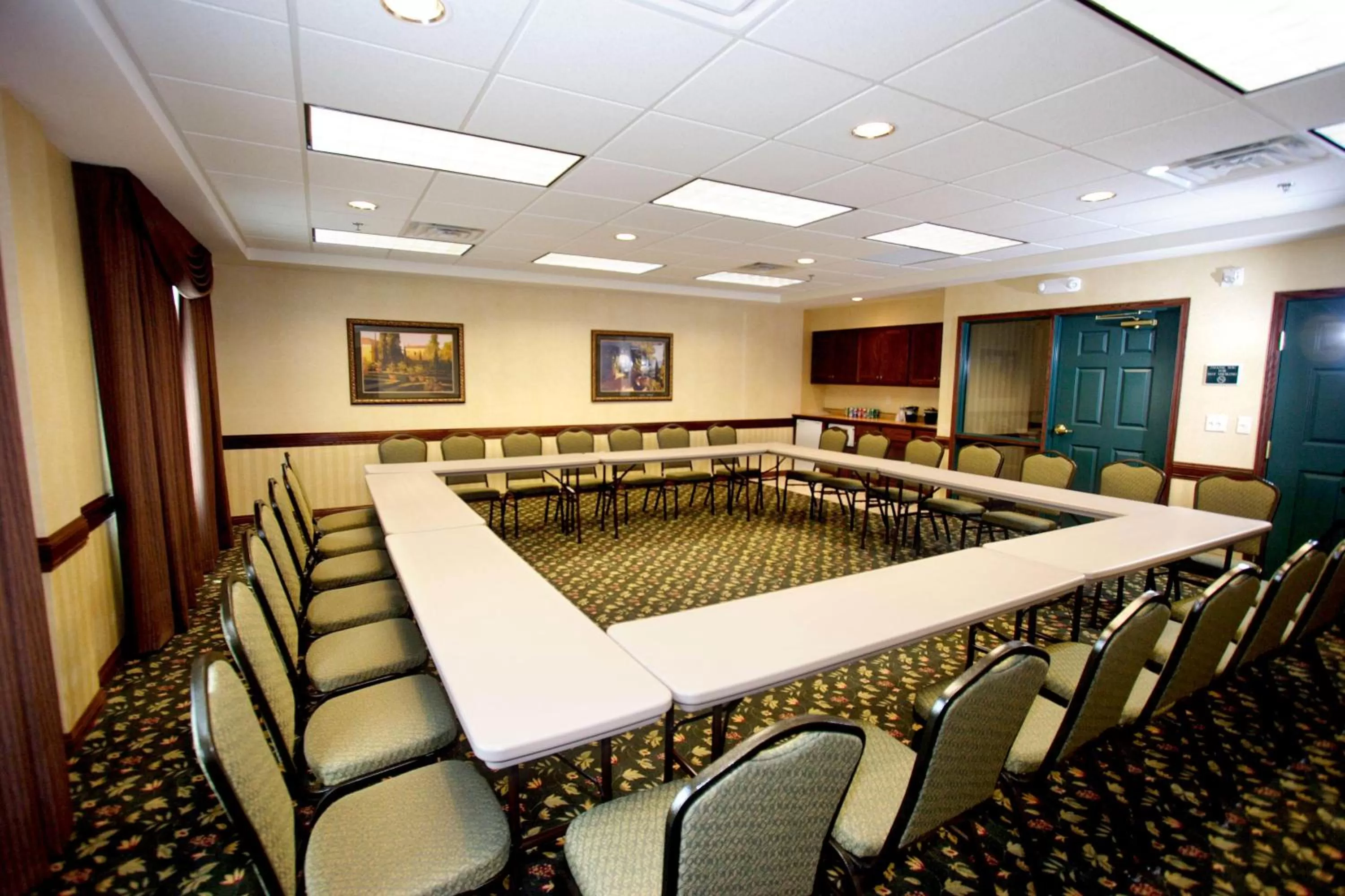 Banquet/Function facilities in Country Inn & Suites by Radisson, St Cloud East, MN