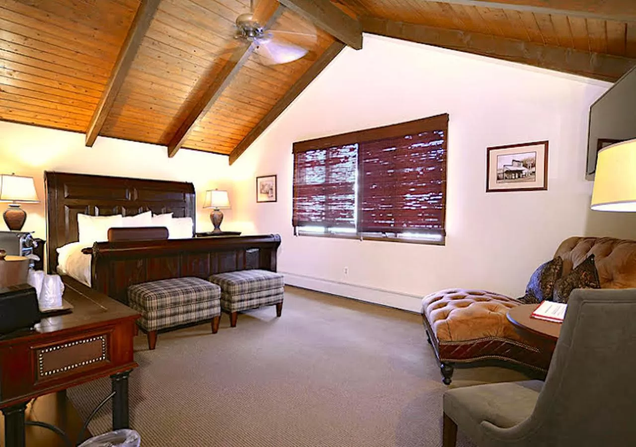 Shower in Nordic Inn