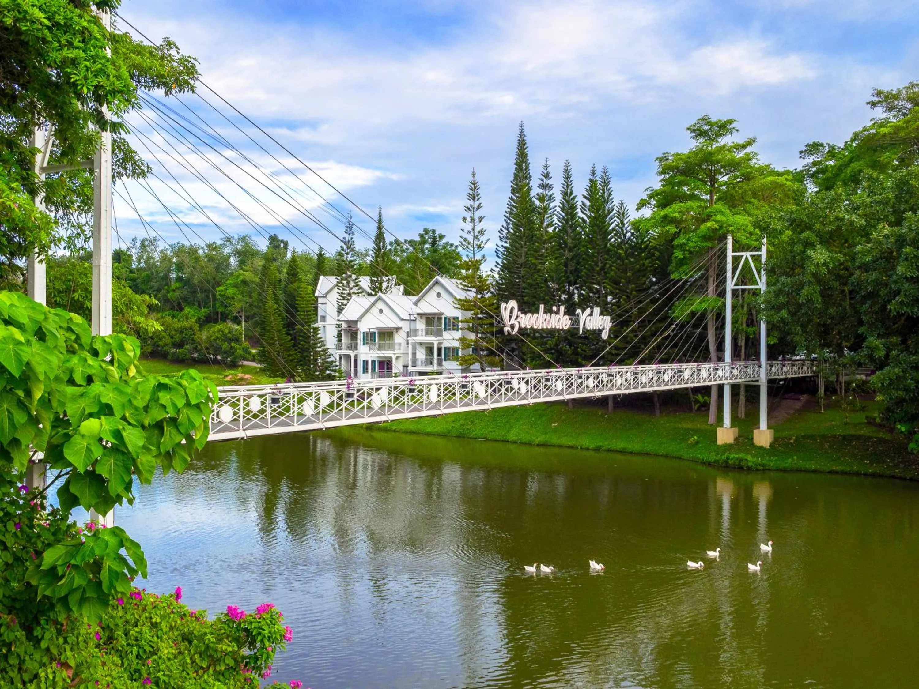Decorative detail in Brookside Valley Resort