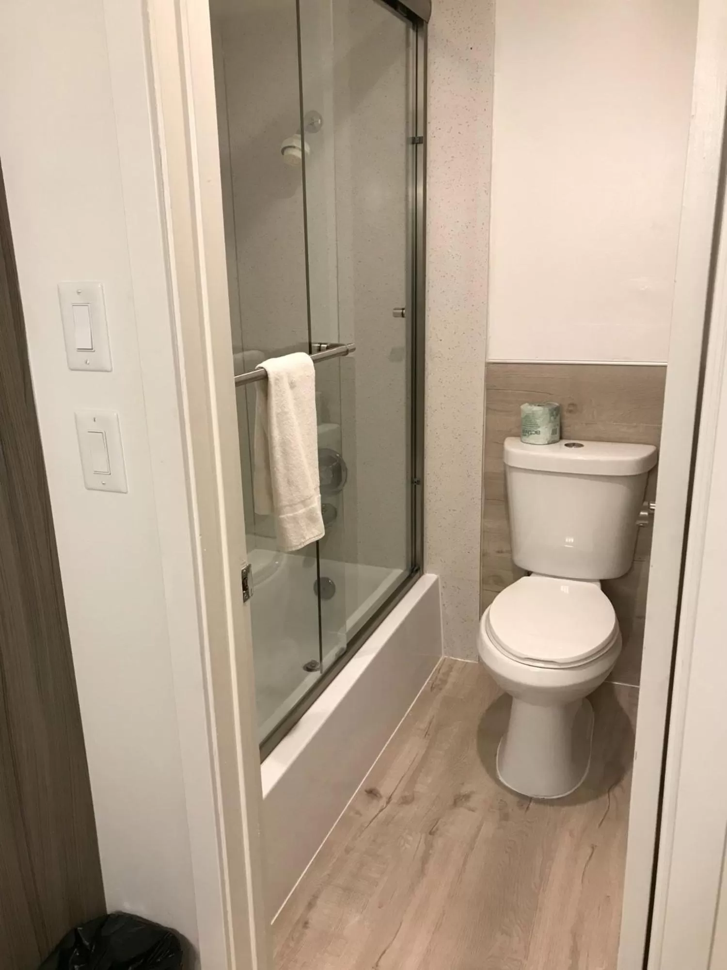 Bathroom in Castle Inn