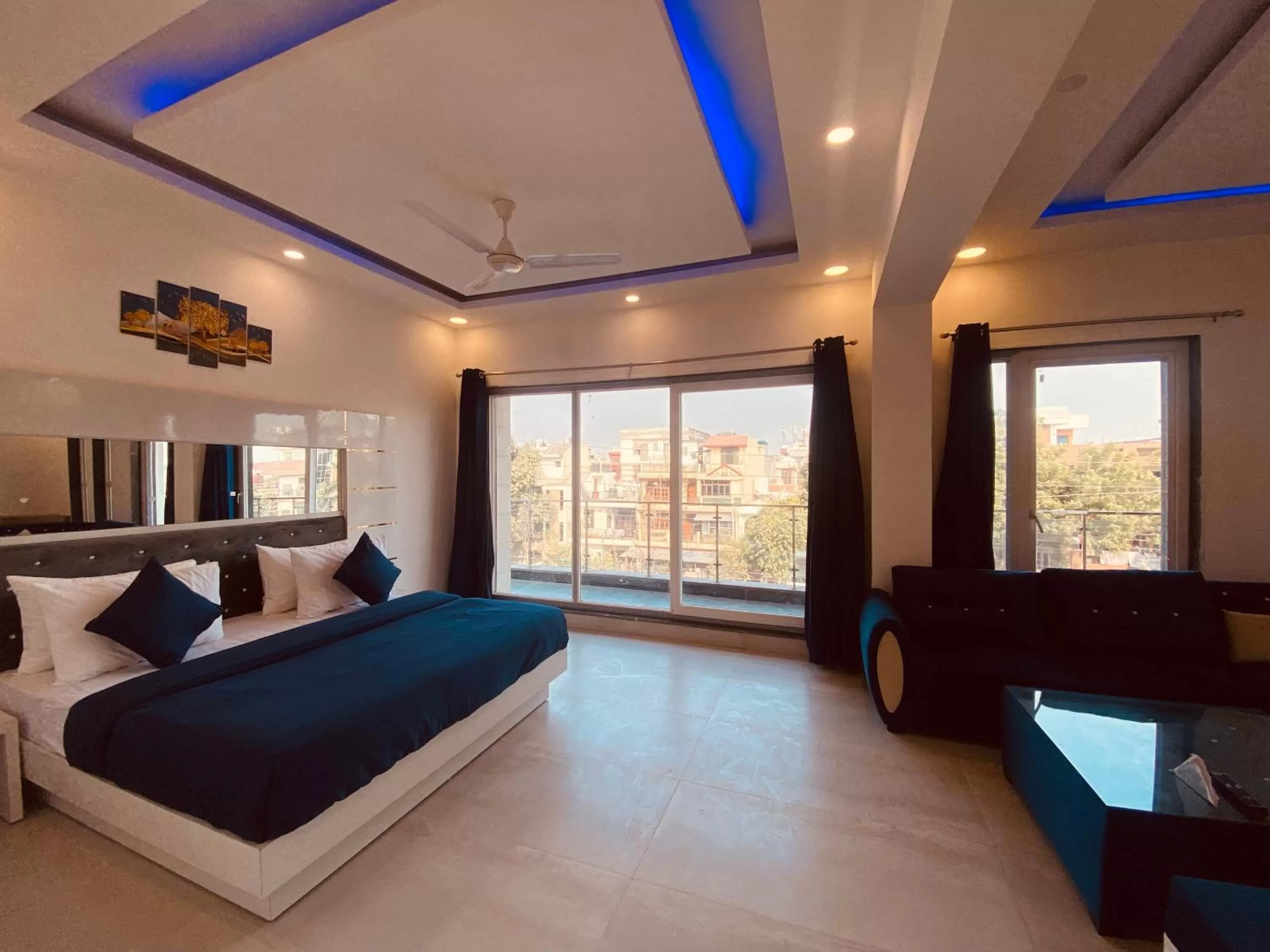 Bedroom in The Metro Stay By F9 Hotels-Near Sector 18 Metro Station Noida