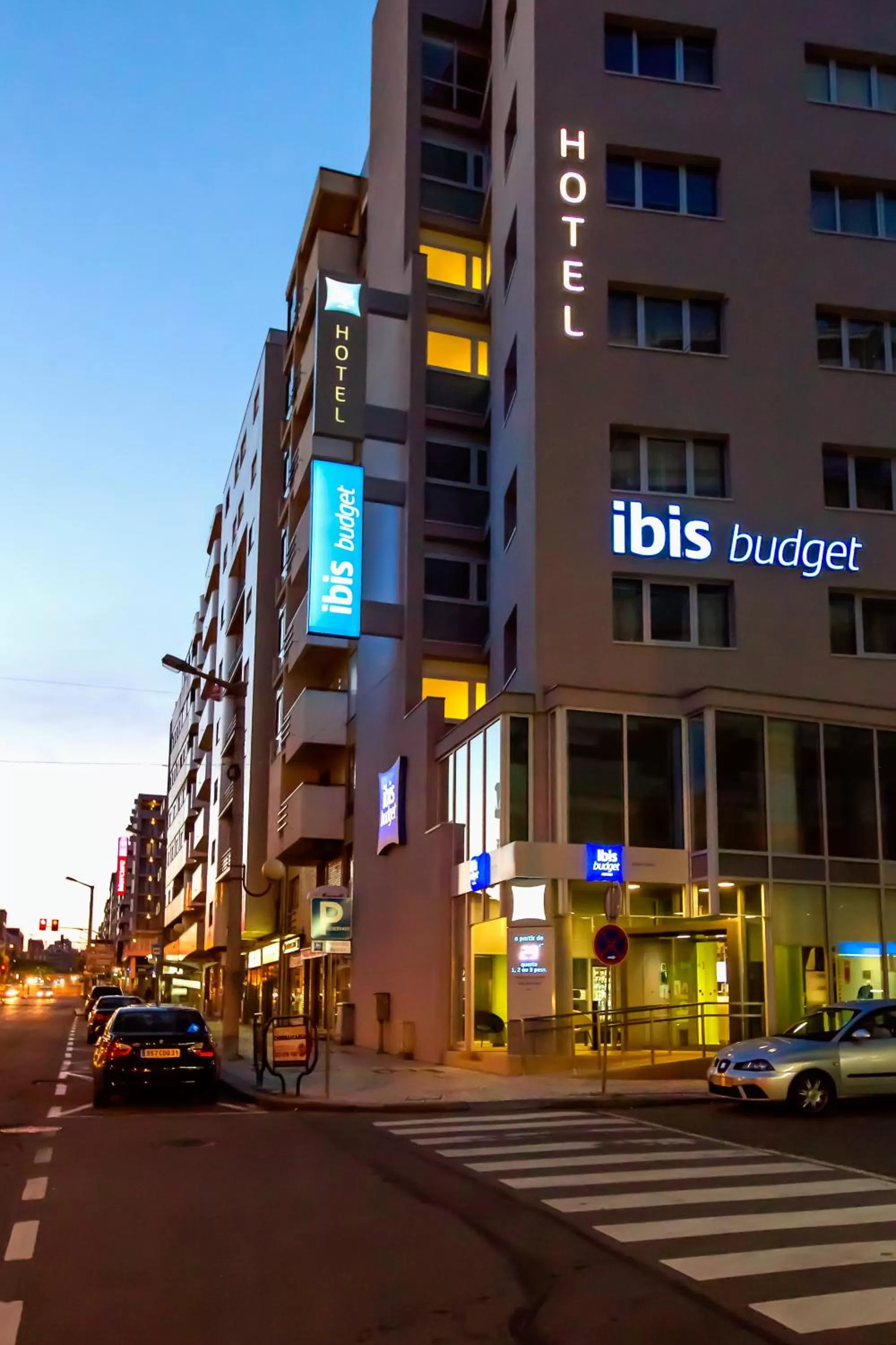 Facade/entrance in Ibis Budget Braga Centro