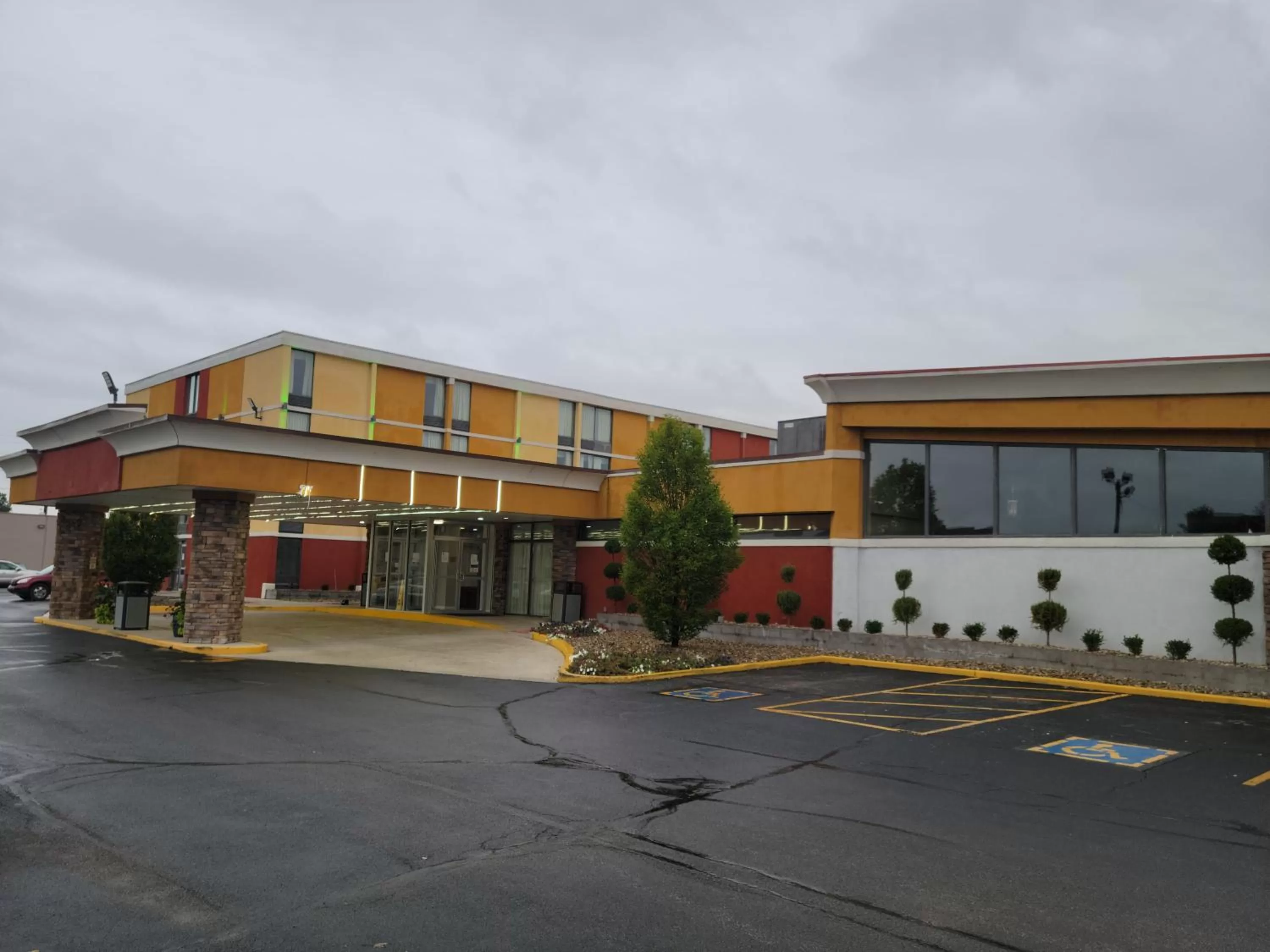 Property building in Quality Inn Terre Haute University Area