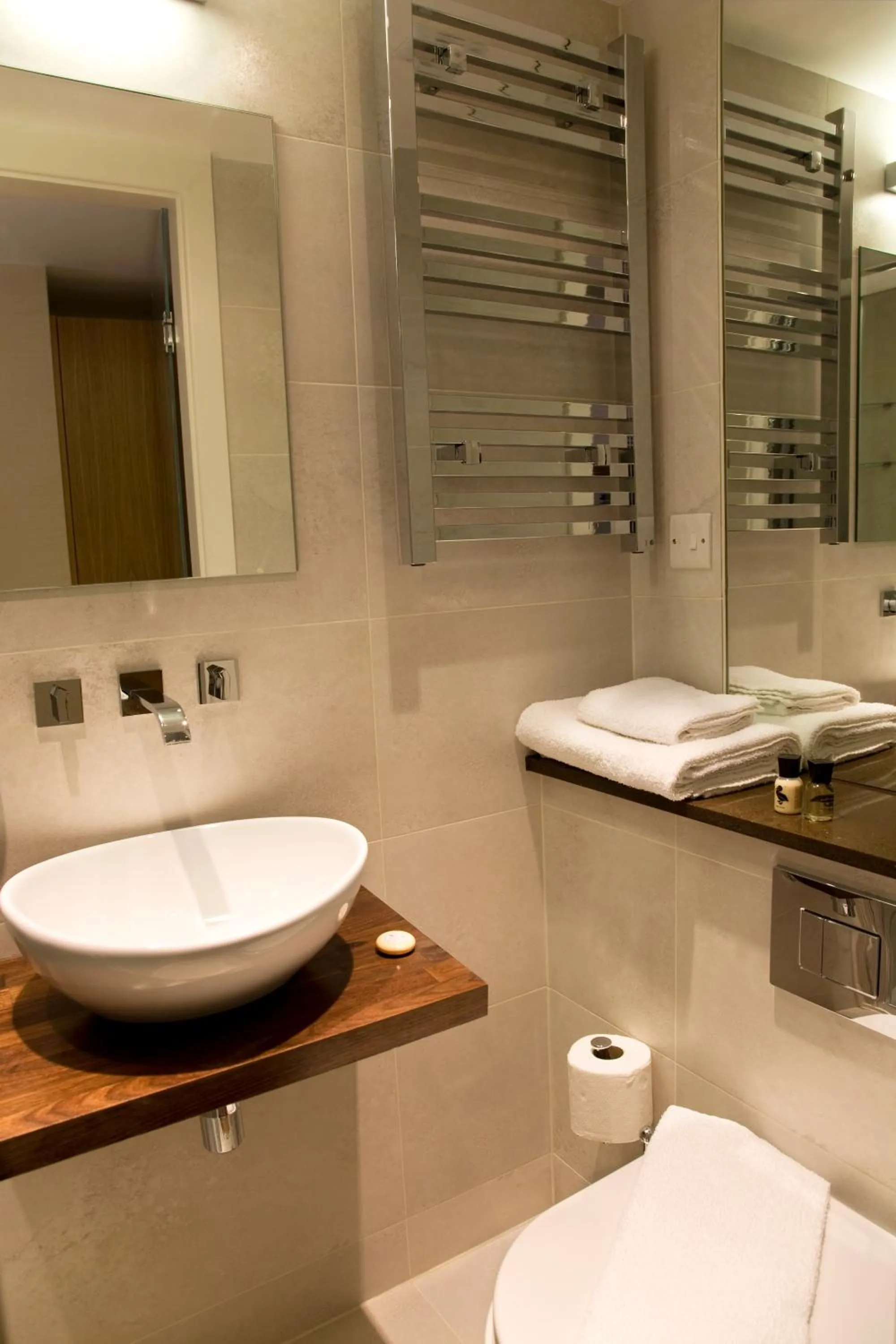 Bathroom in The Jade