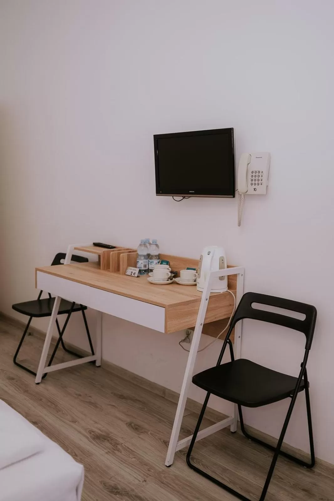 TV/Entertainment Center in Hotel Garden