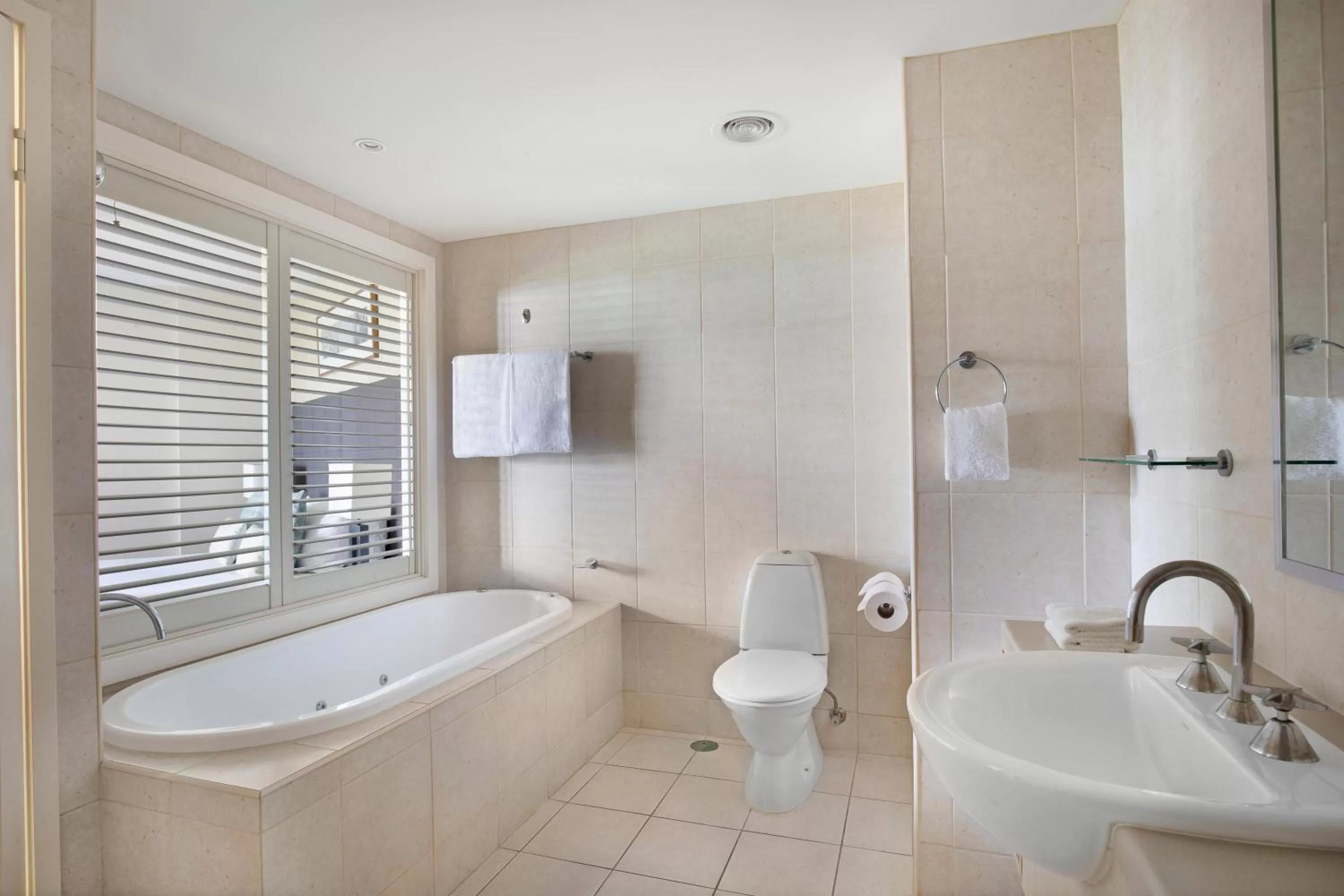 Bathroom in Mantra on Salt Beach