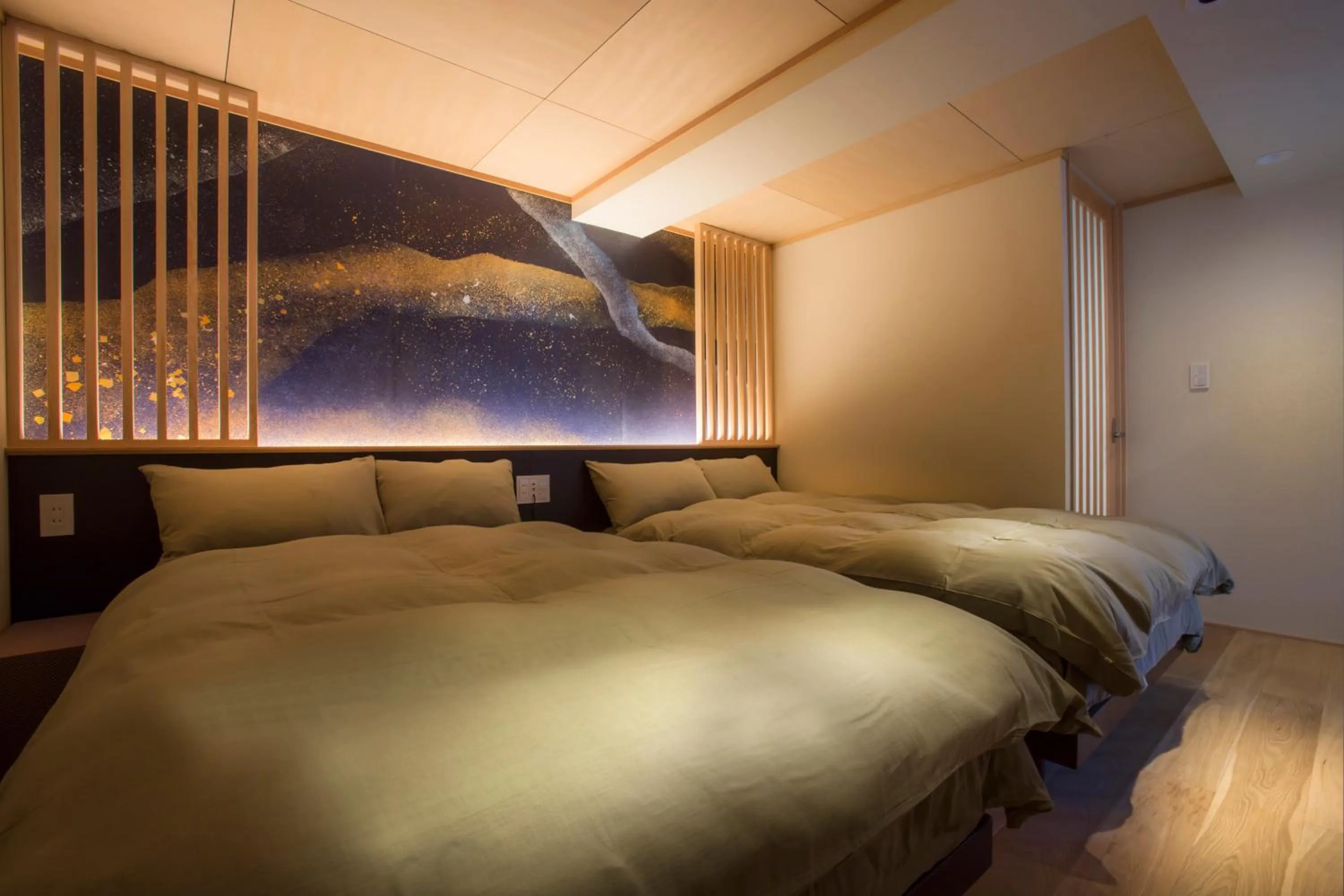 Photo of the whole room, Bed in Sakaeya