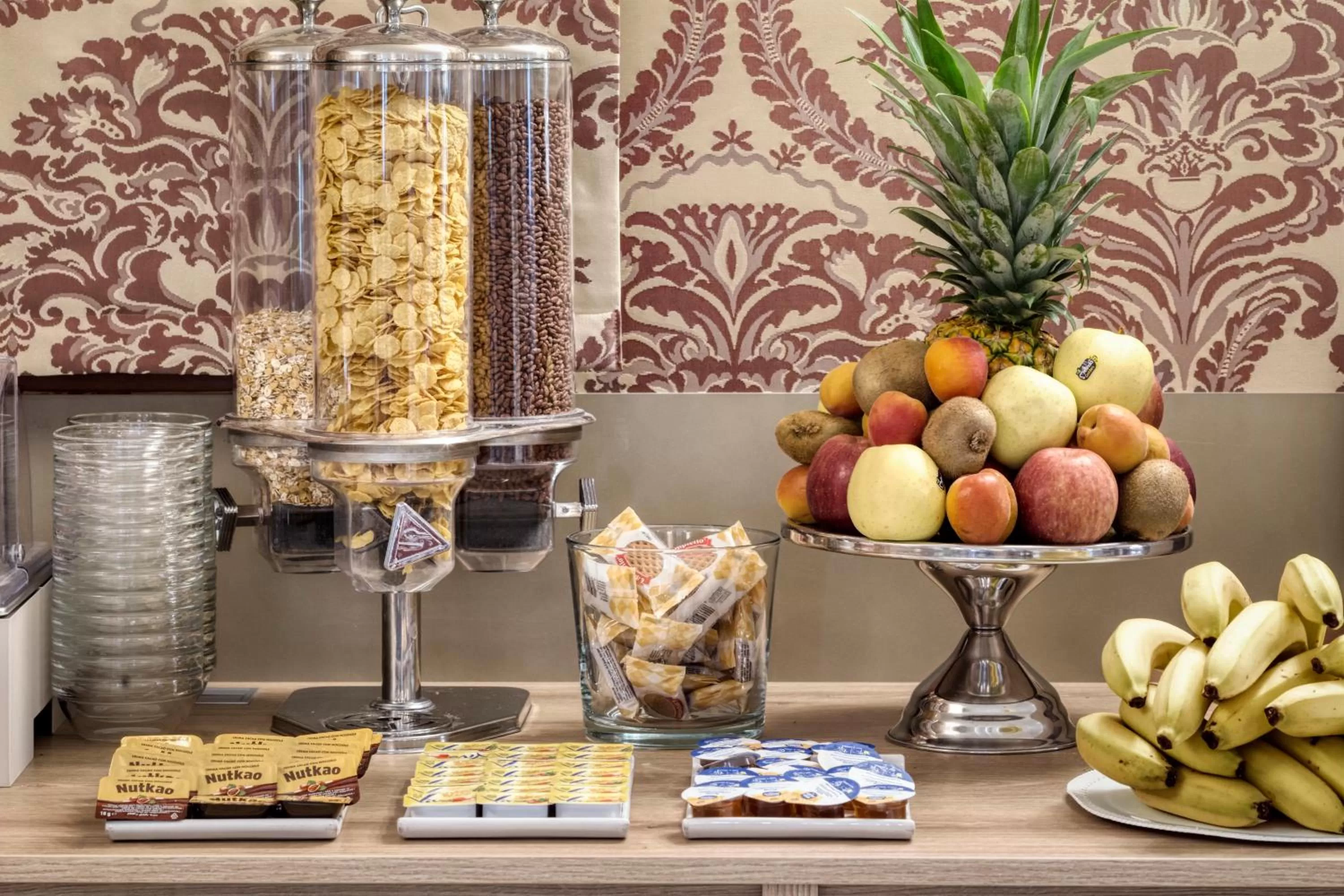 Breakfast in Hotel Nuovo Teson