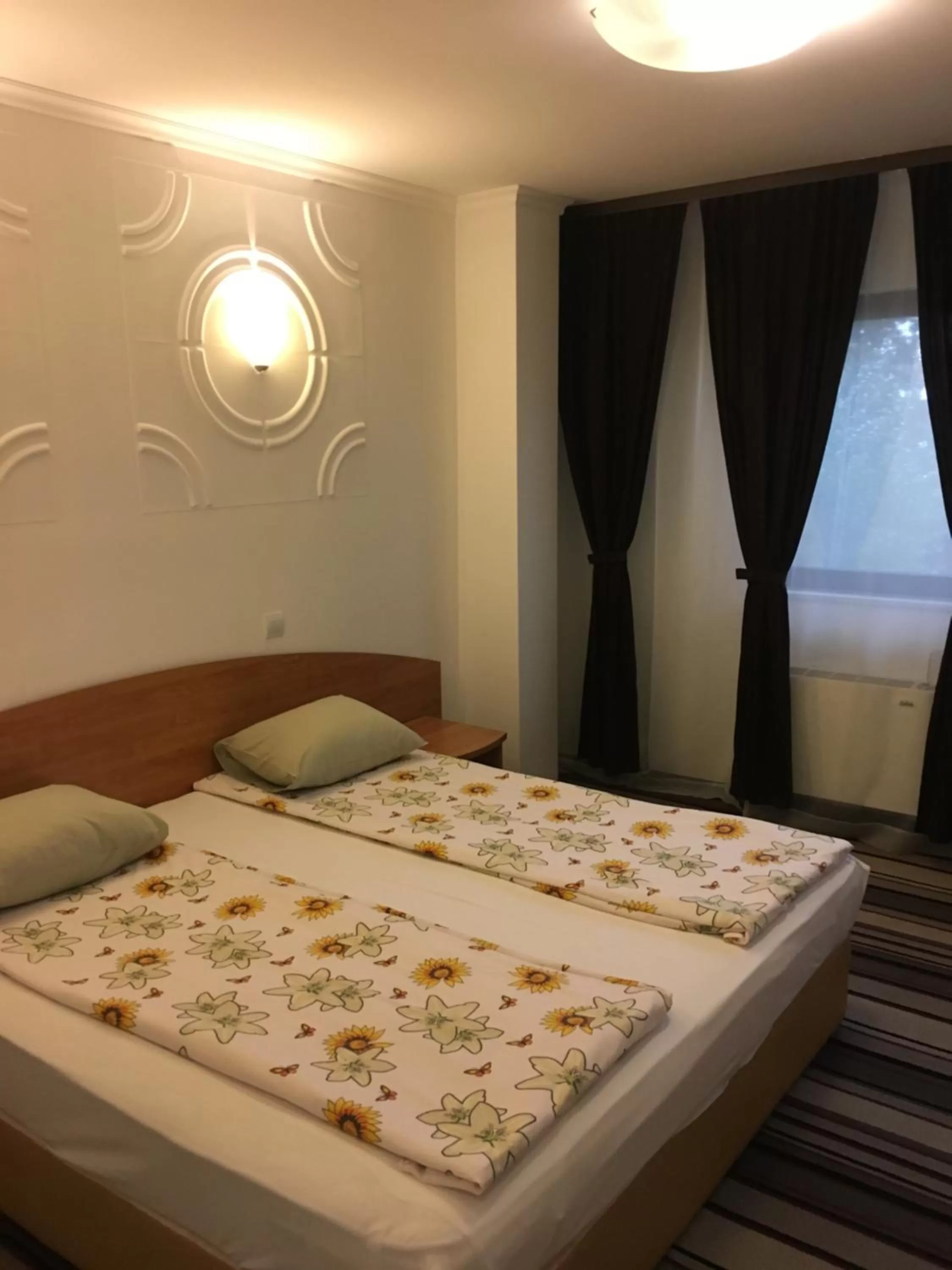 Bed in Hotel - Restaurant Chairite