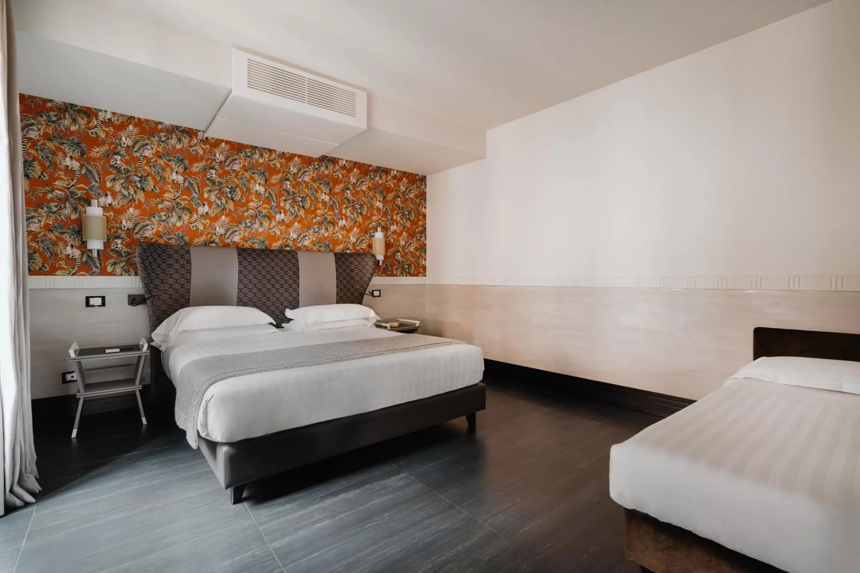 Bed in Mood Suites Tritone