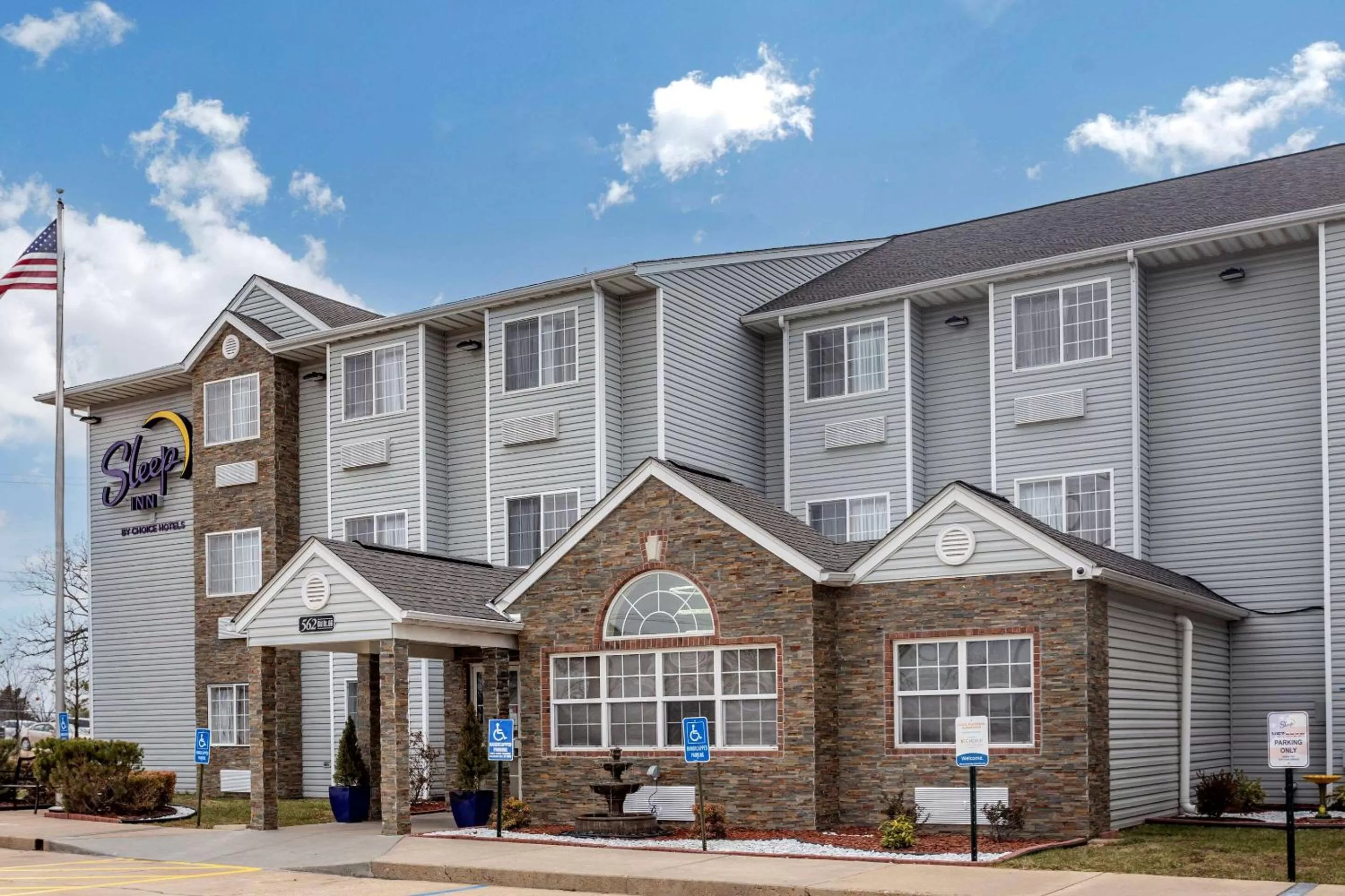 Property building in Sleep Inn St Robert-Fort Leonard Wood