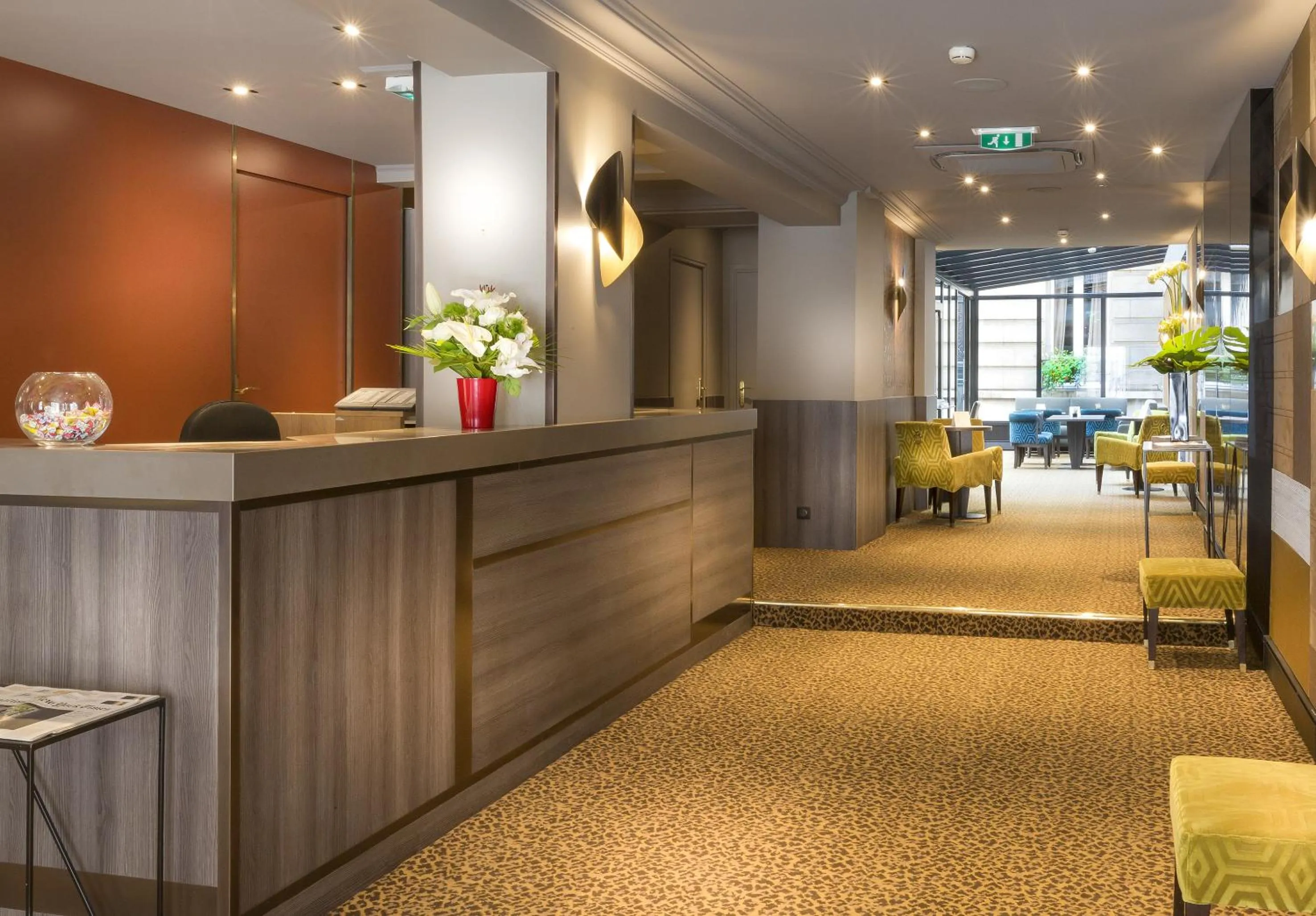 Lobby or reception in Hotel Concortel Paris