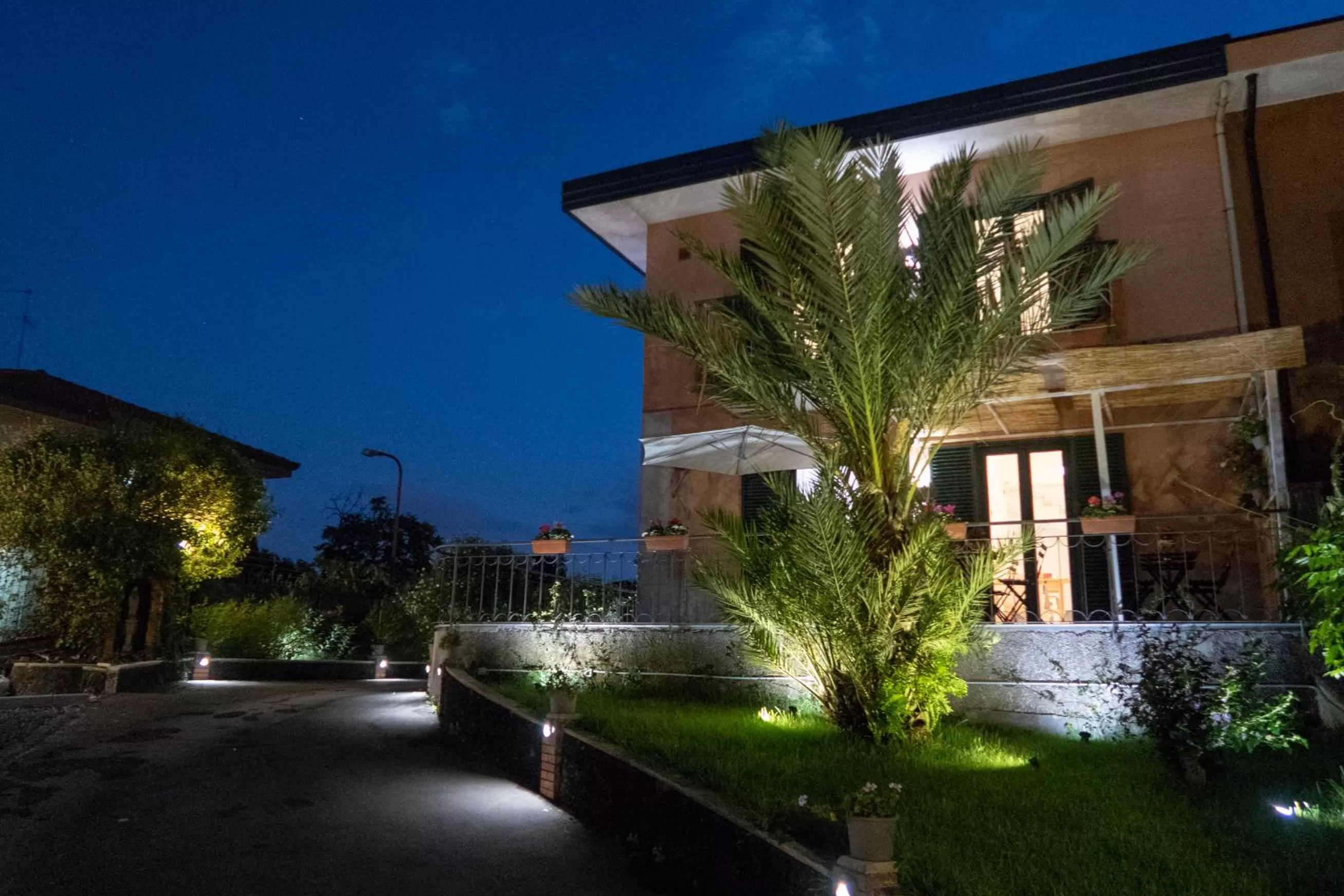 Property building in UP&B Rooms Catania