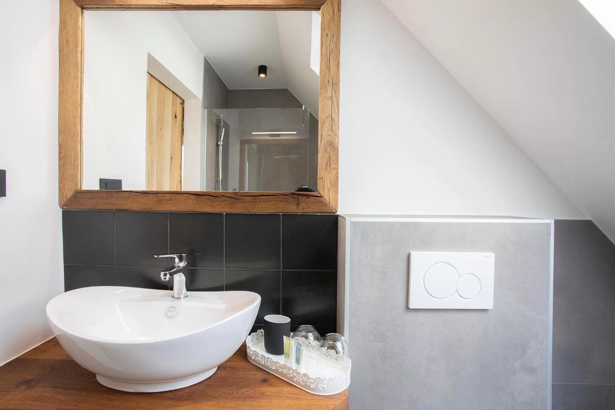 Bathroom in House Troha - Rooms & Apartments