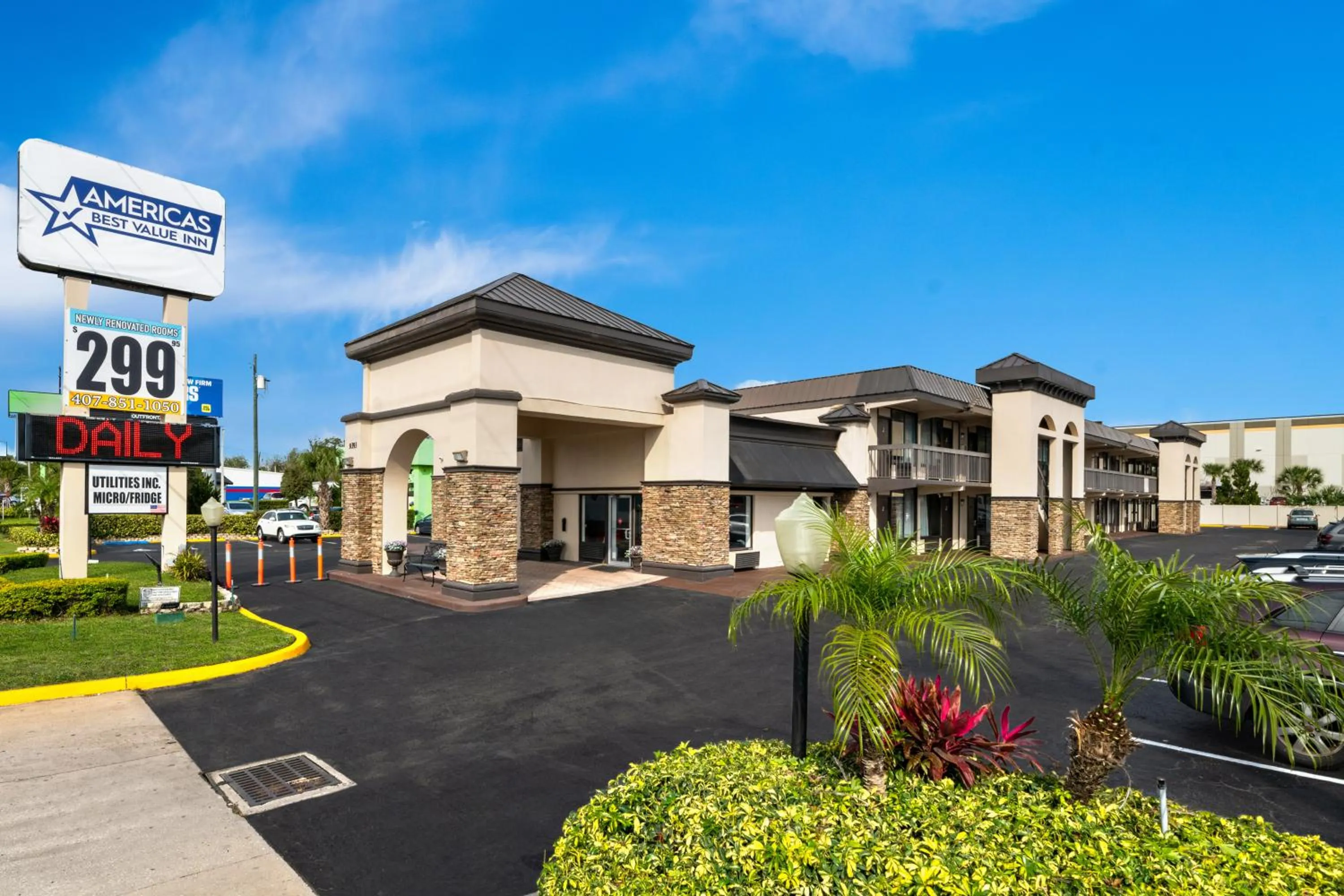Property building in Americas Best Value Inn Orlando, FL