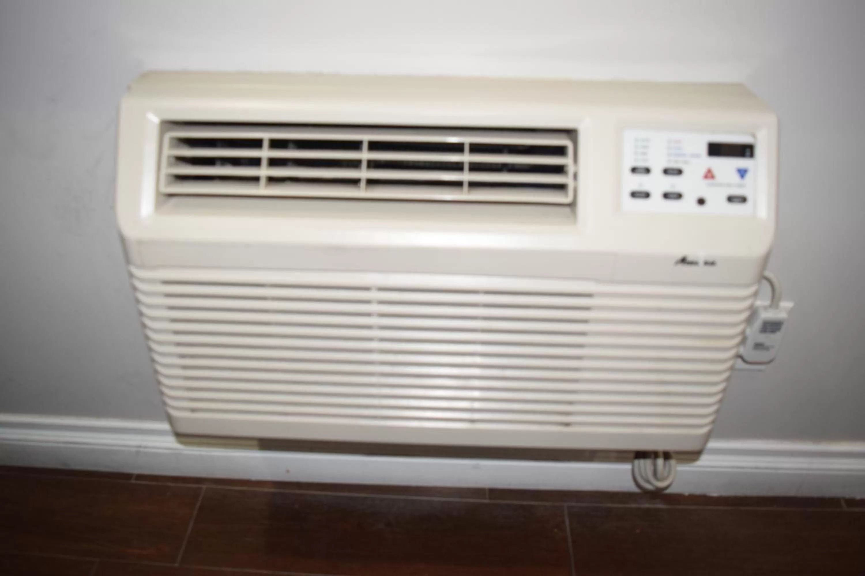 Area and facilities in Deluxe Inn Hawthorne/ LAX