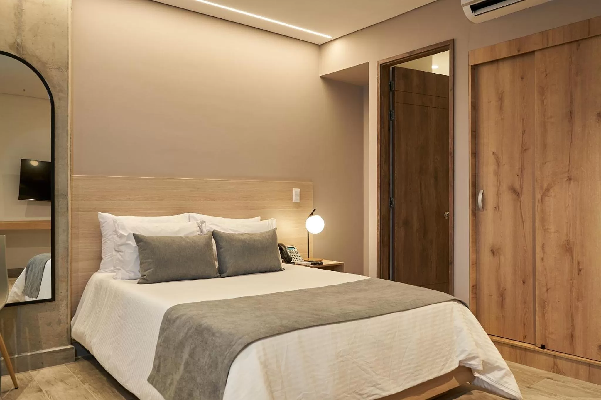 Bed in Eutopiq Hotel