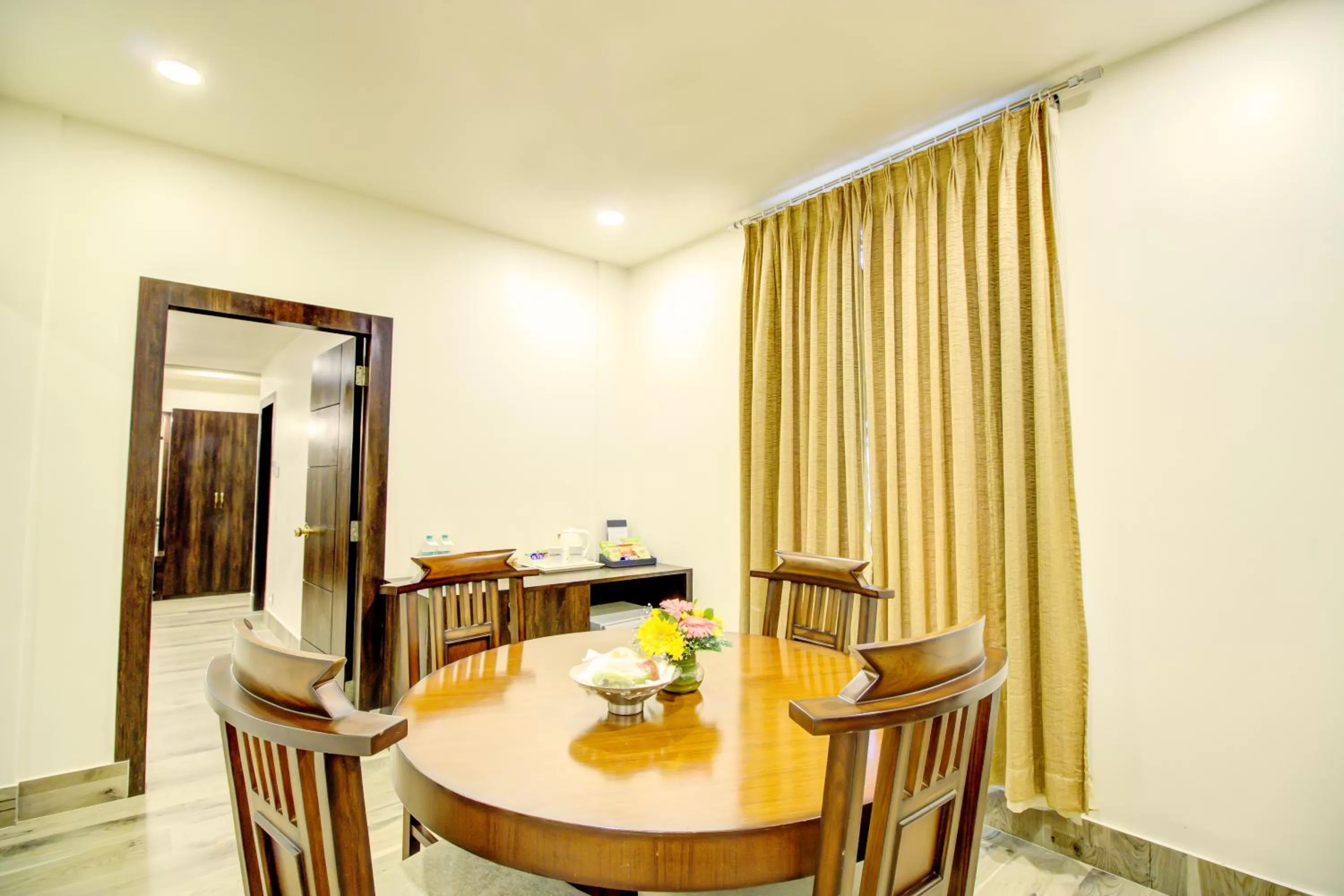 Dining area in Cygnett Inn Trendz