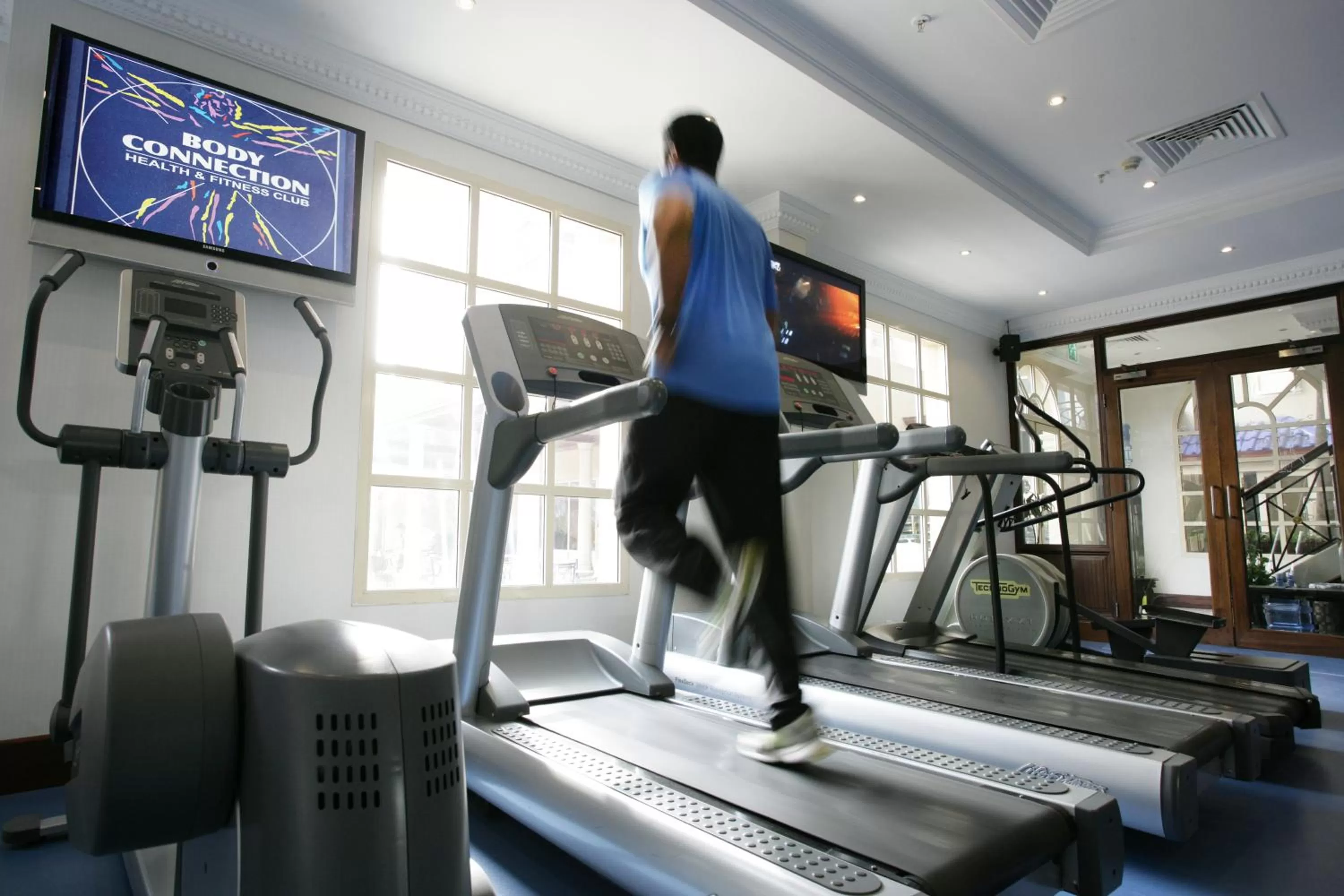 Fitness centre/facilities in Chelsea Plaza Hotel