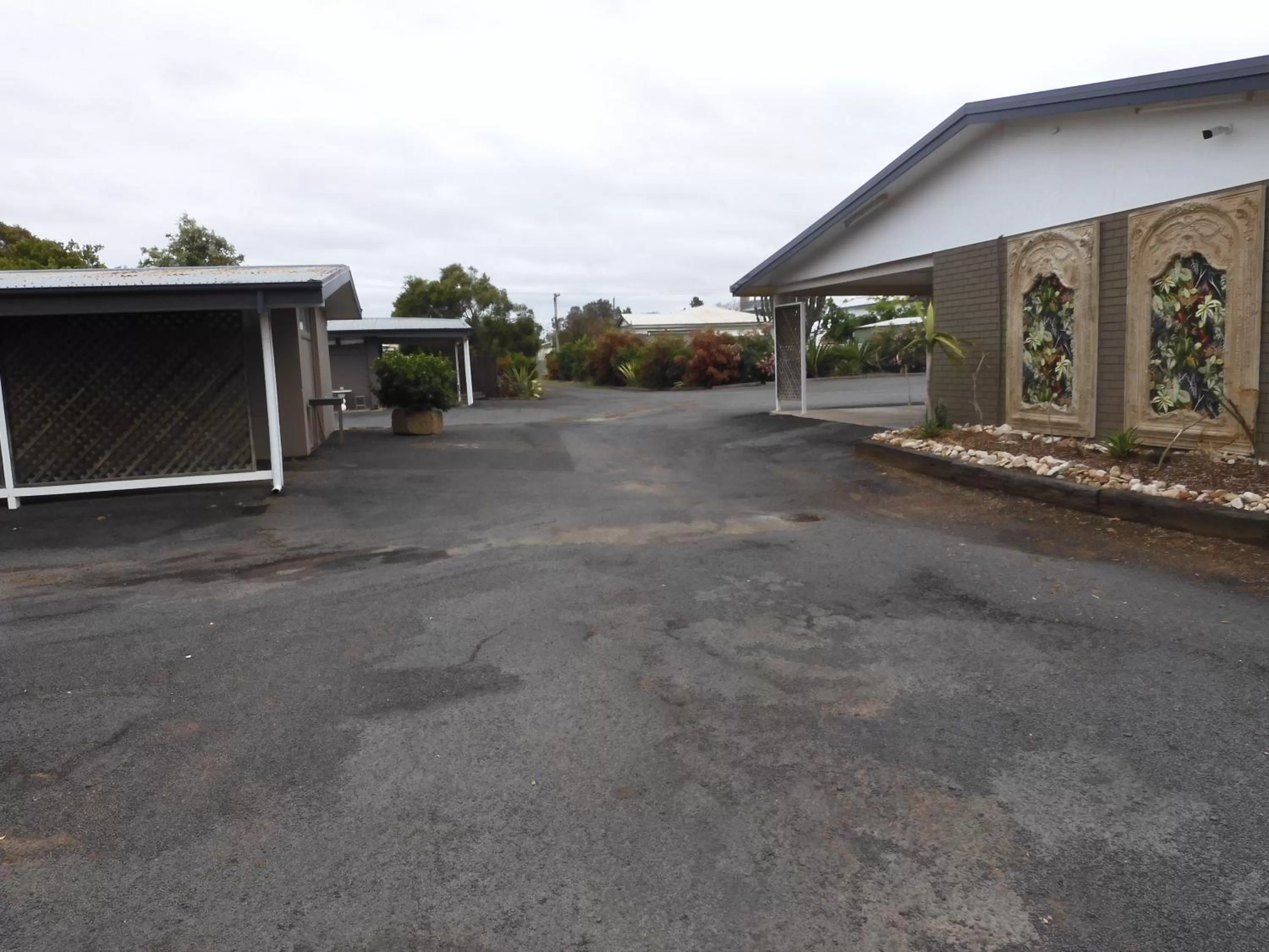 Property building in Dalby Parkview Motel