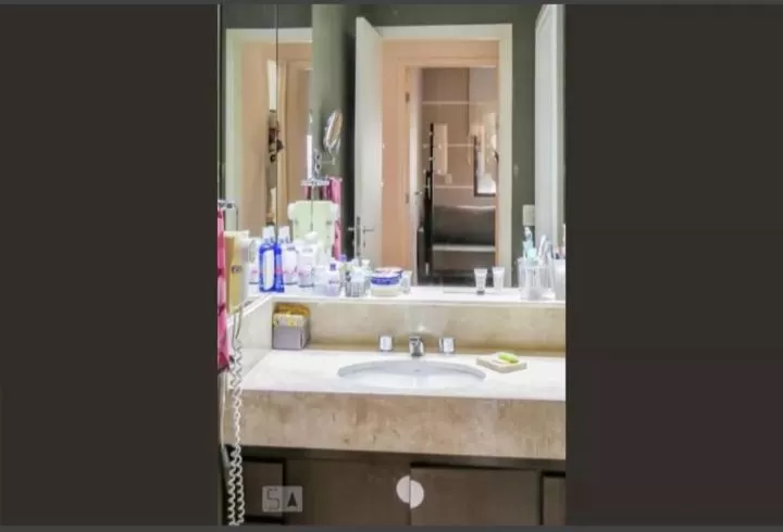 Bathroom in Flat no Itaim Bibi