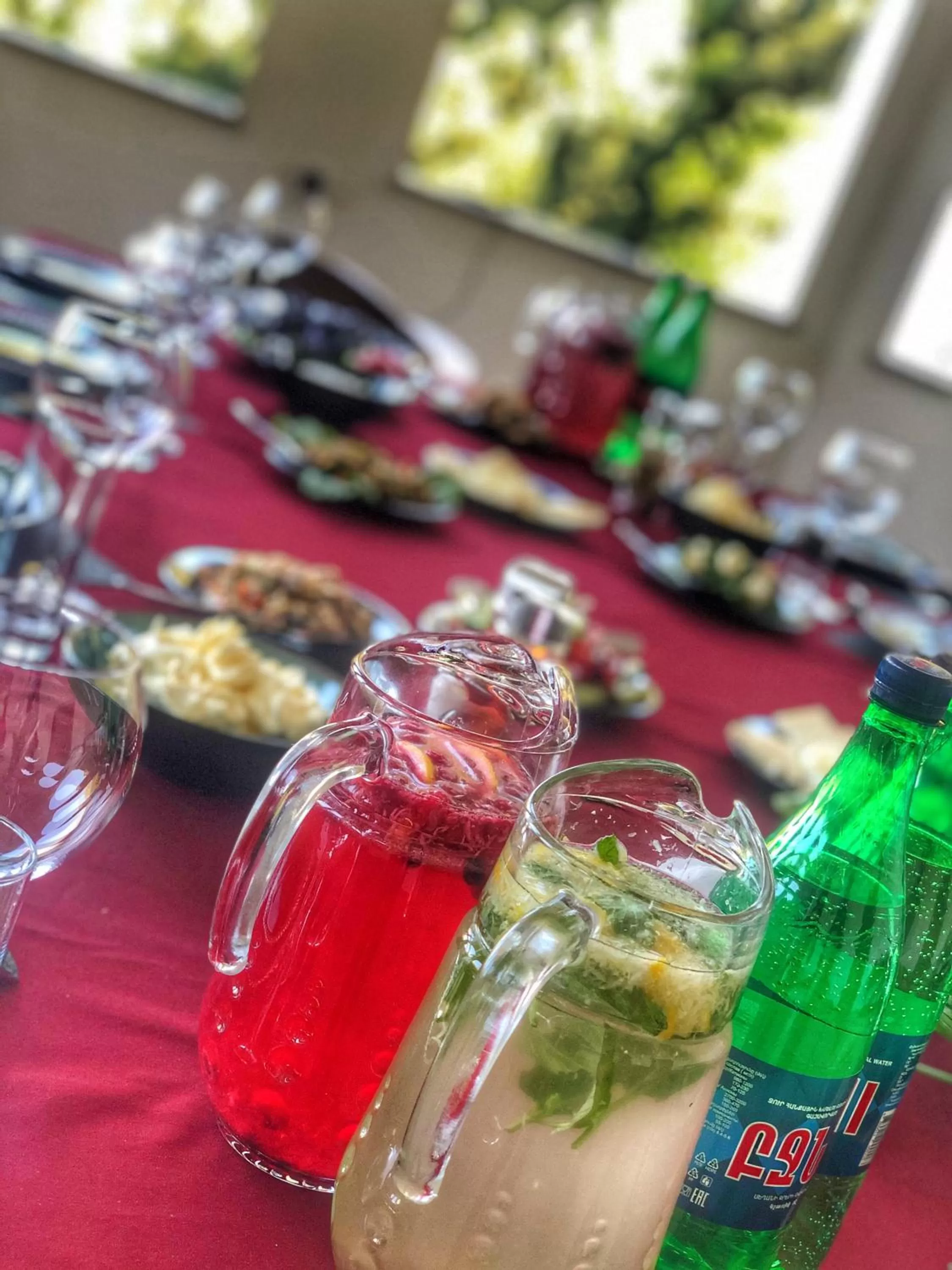 Restaurant/places to eat, Drinks in Vanatun Monastery Stay