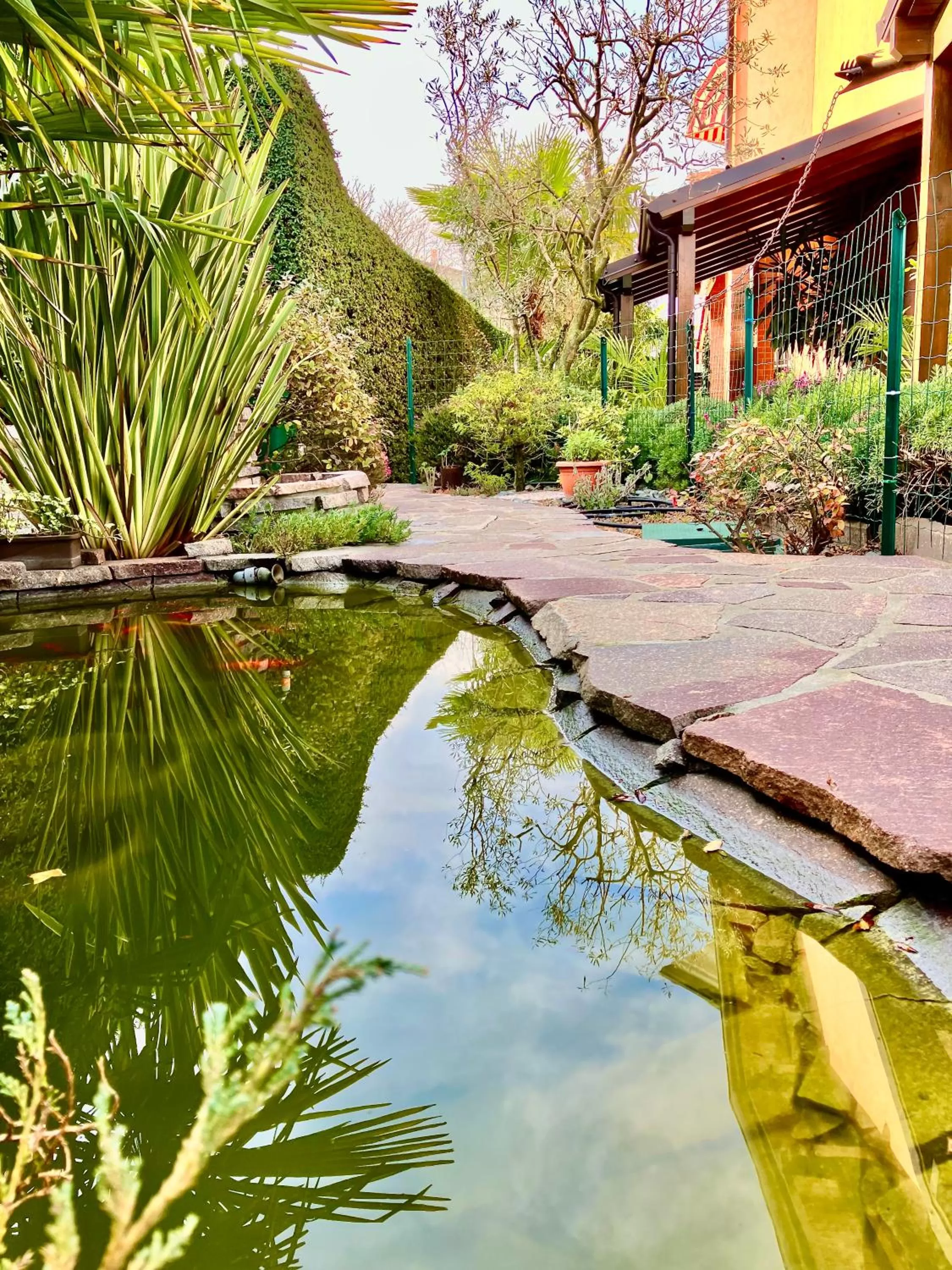 Property building in B&B Desenzano Paradise