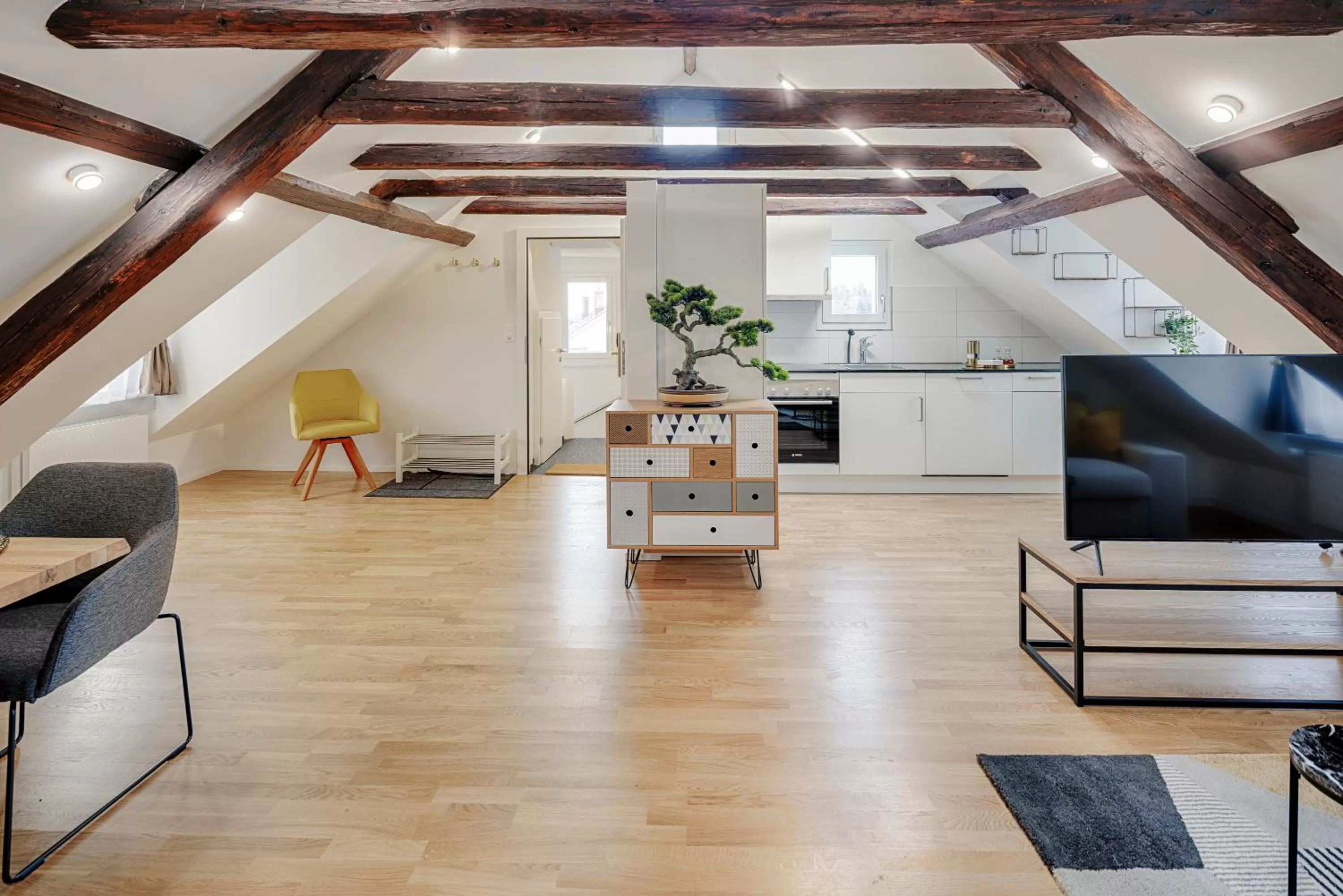 TV and multimedia in EH Apartments Jupiter