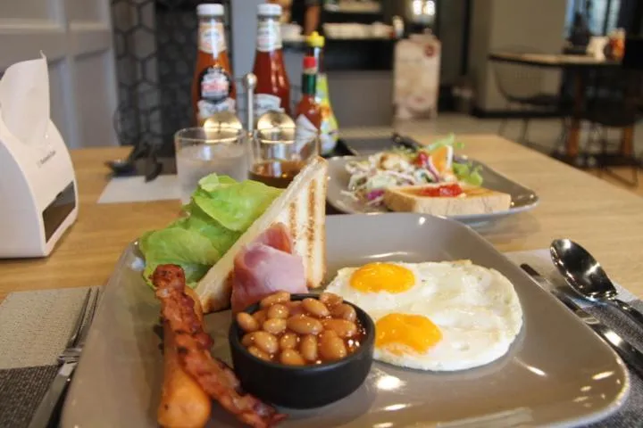 Food in Chezzotel Pattaya