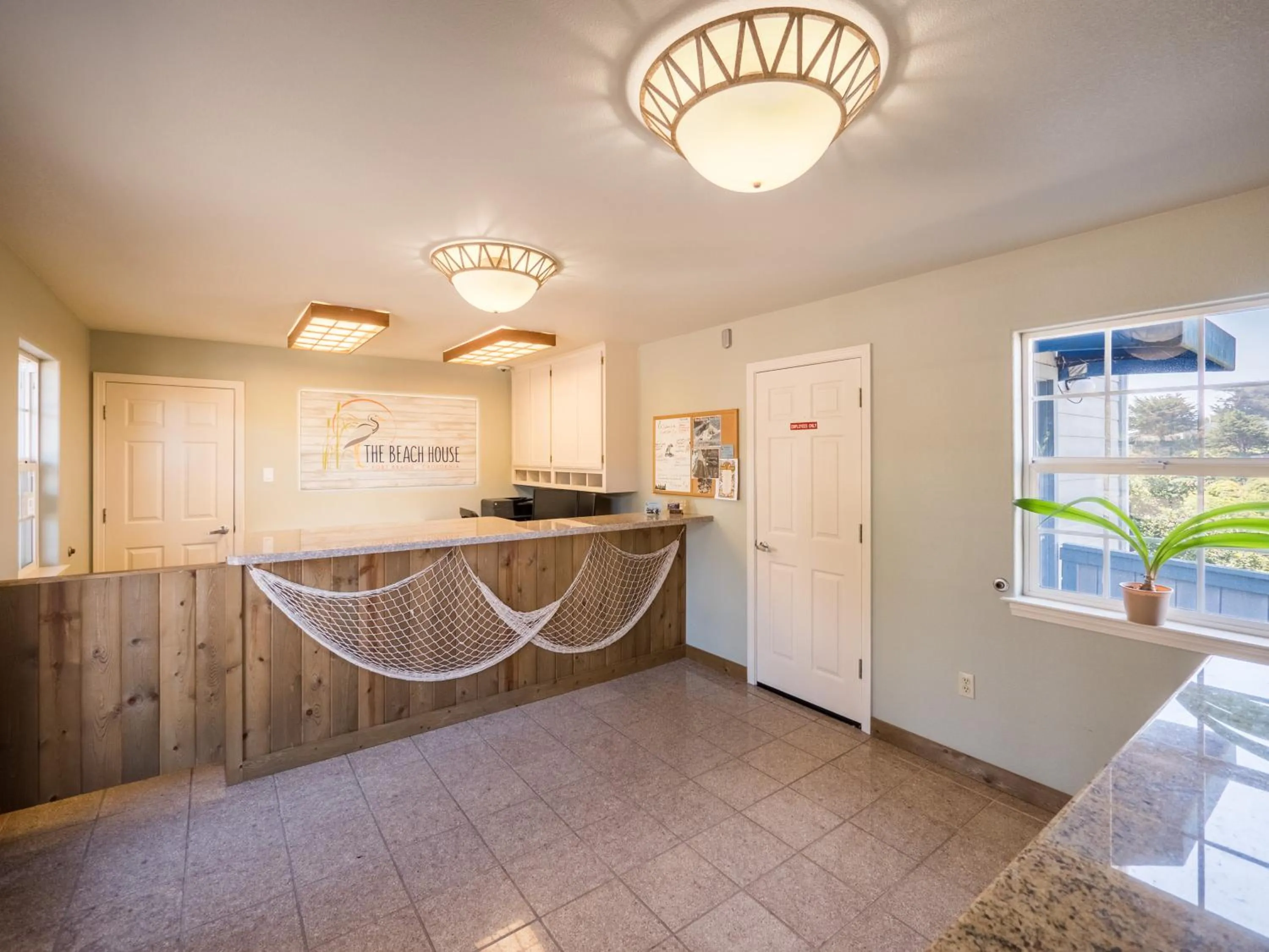 Lobby or reception in Beach House Inn