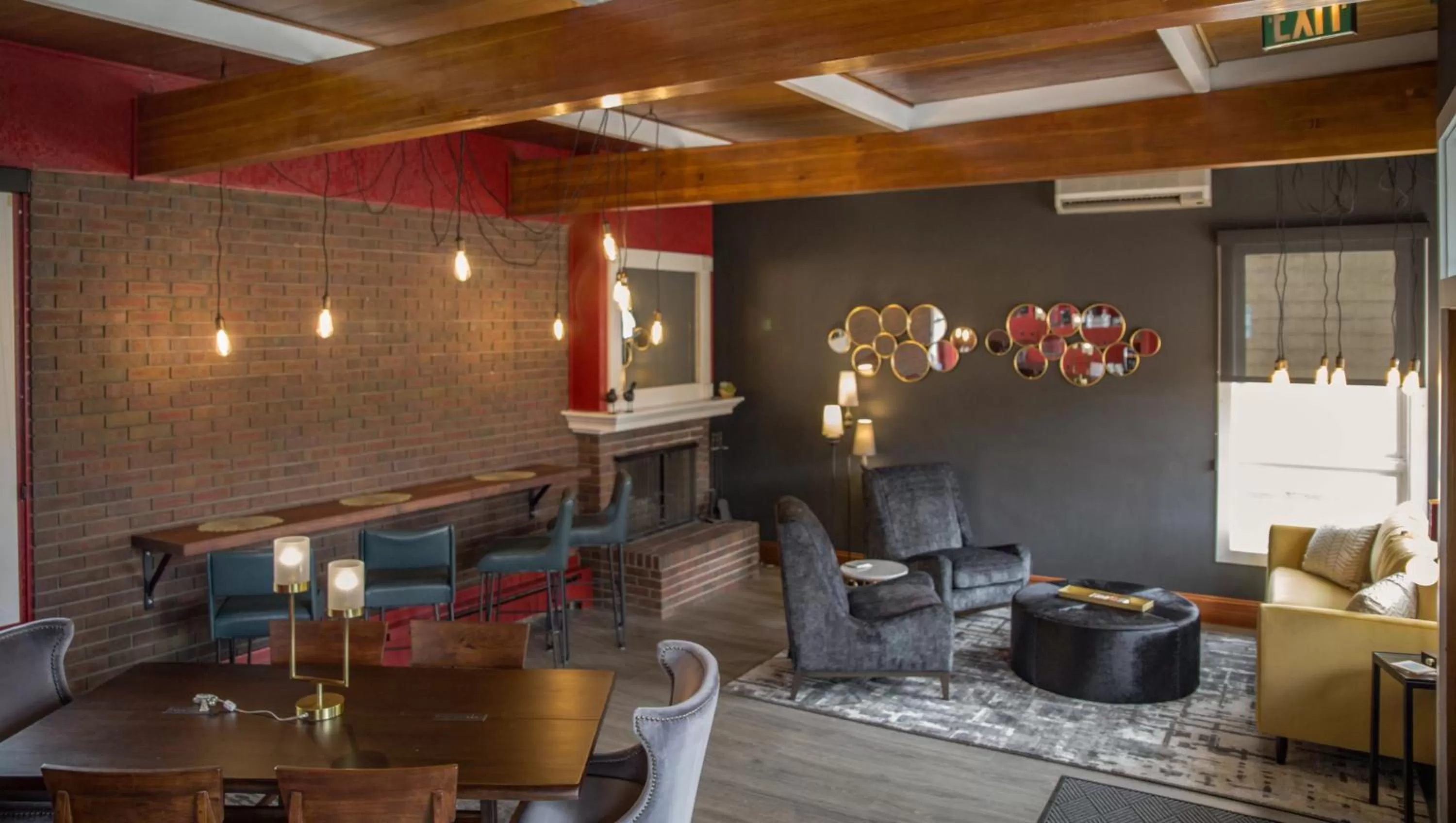 Lobby or reception in The Bristol Hotel