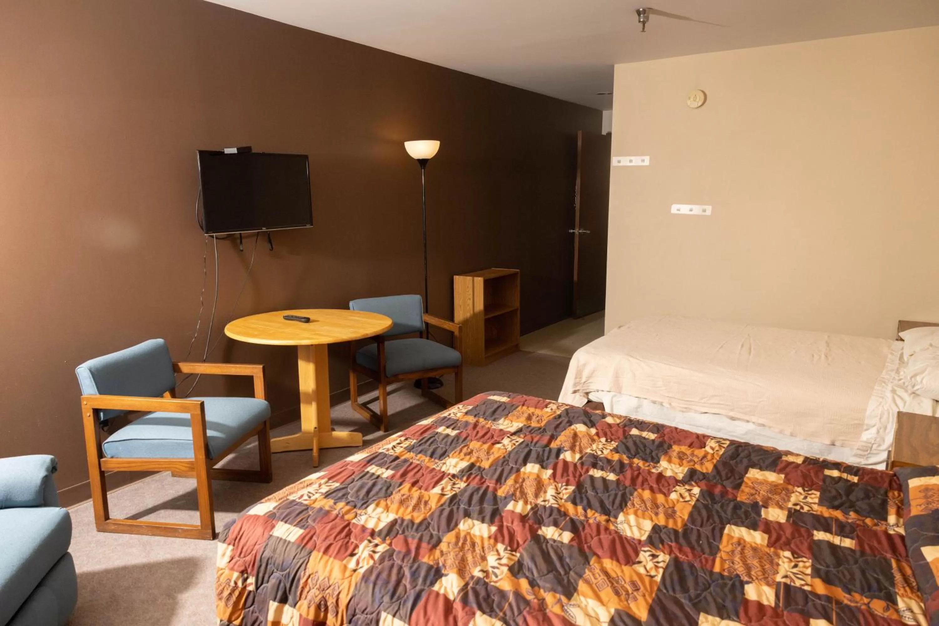 Bed in Lafayette Inn