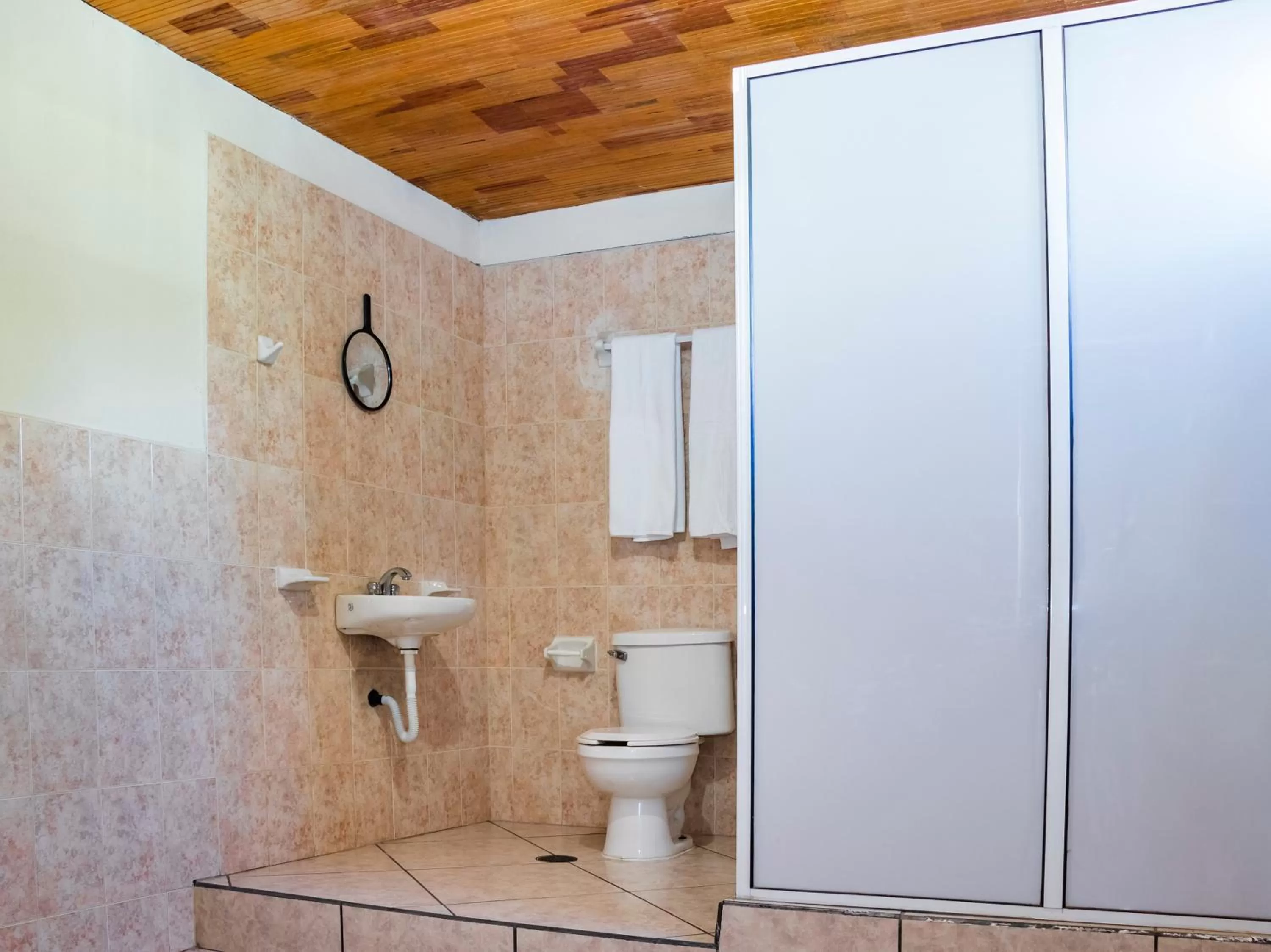 Bathroom in Paraje Santa Cruz