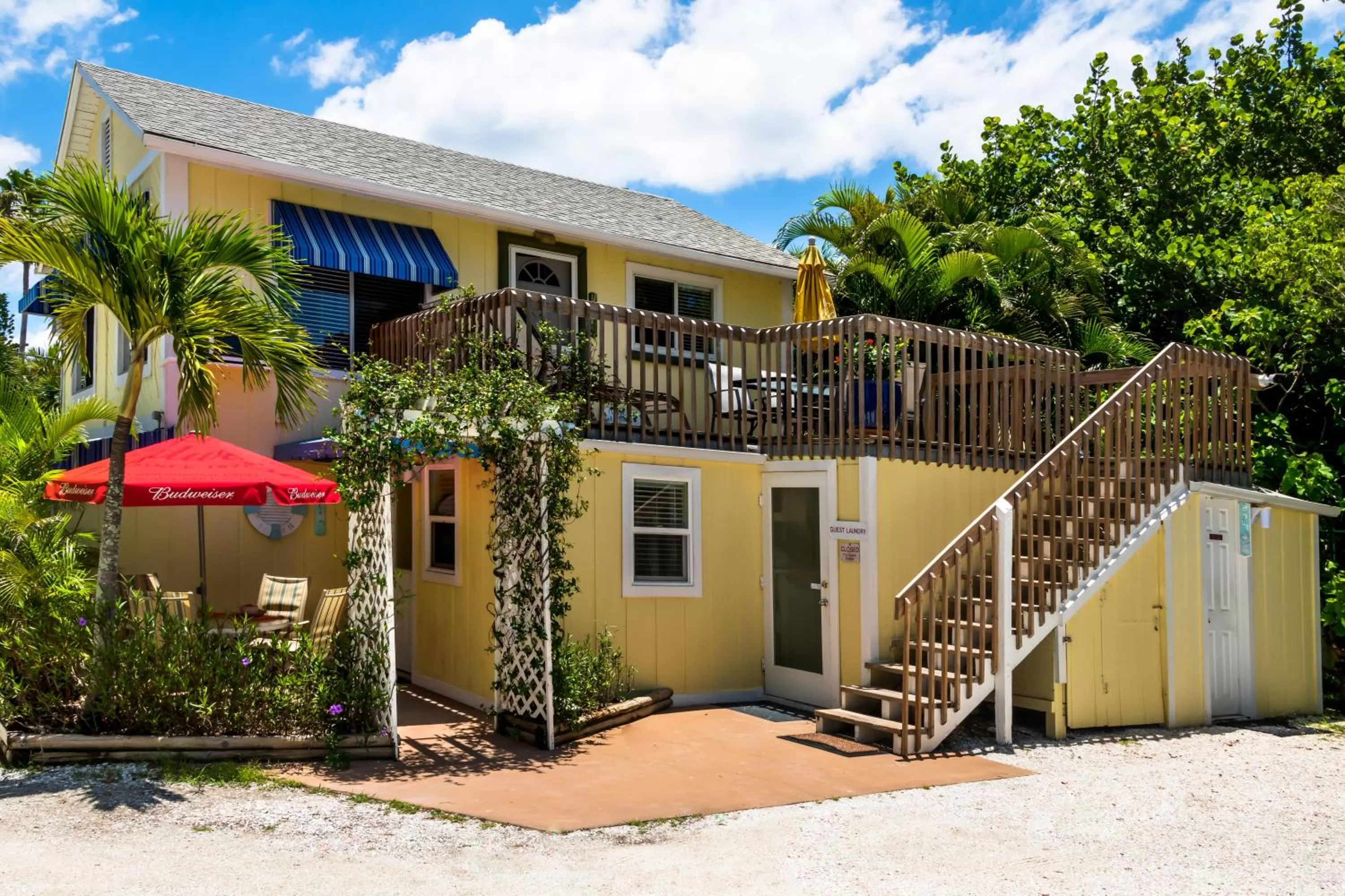 Property building in Cedar Cove Resort & Cottages