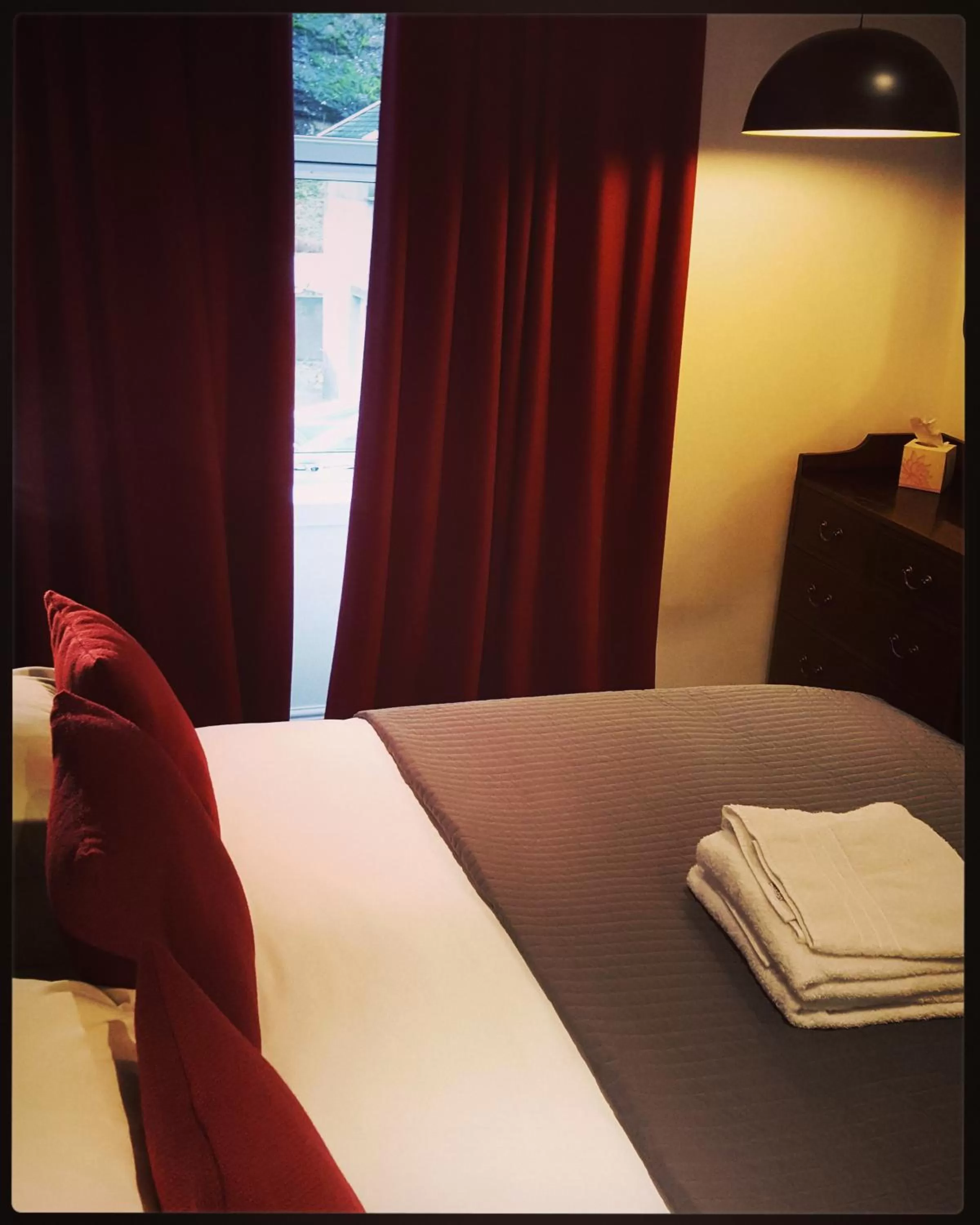 Bed in Boat House Super Suites