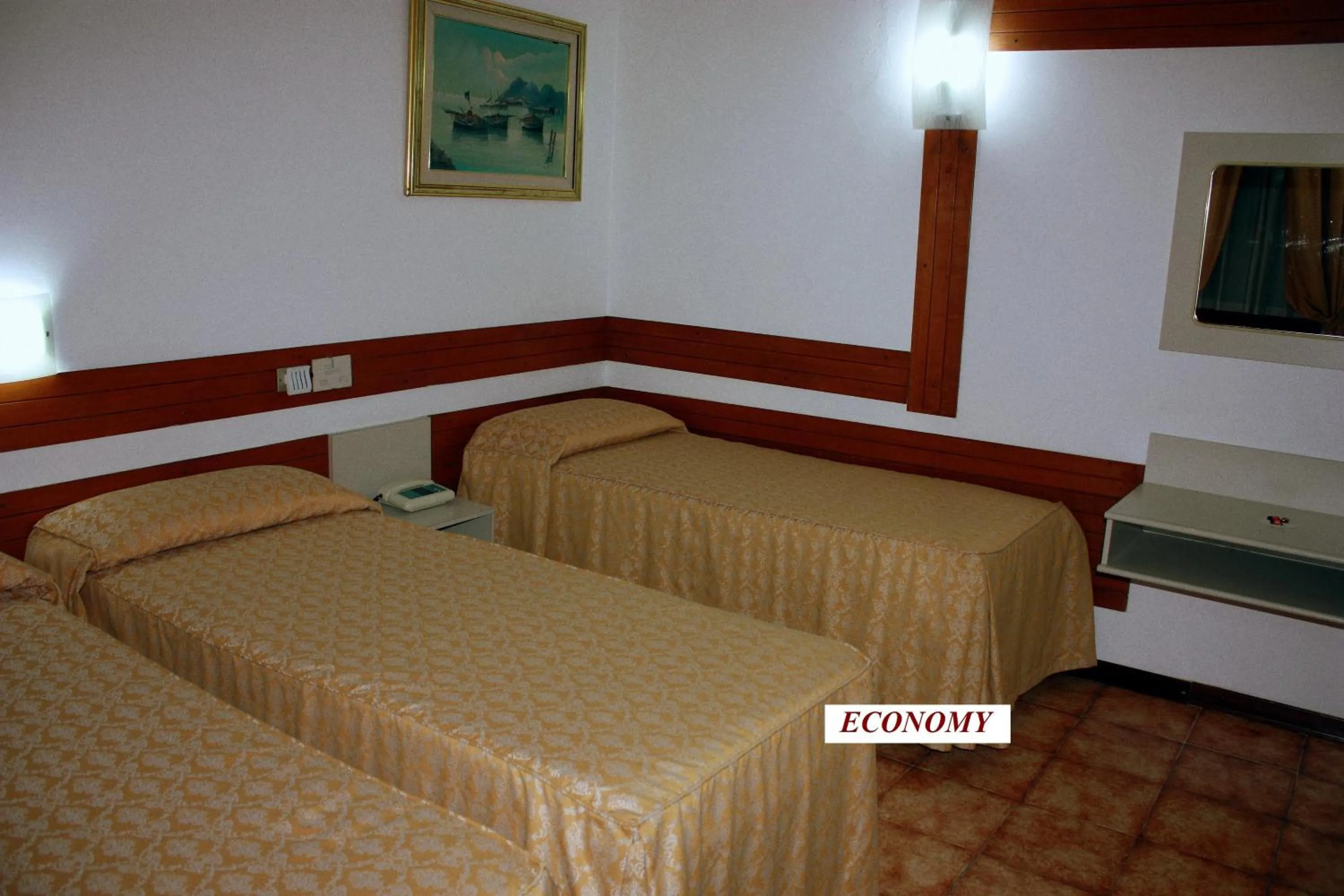 Other, Bed in Piccolo Hotel