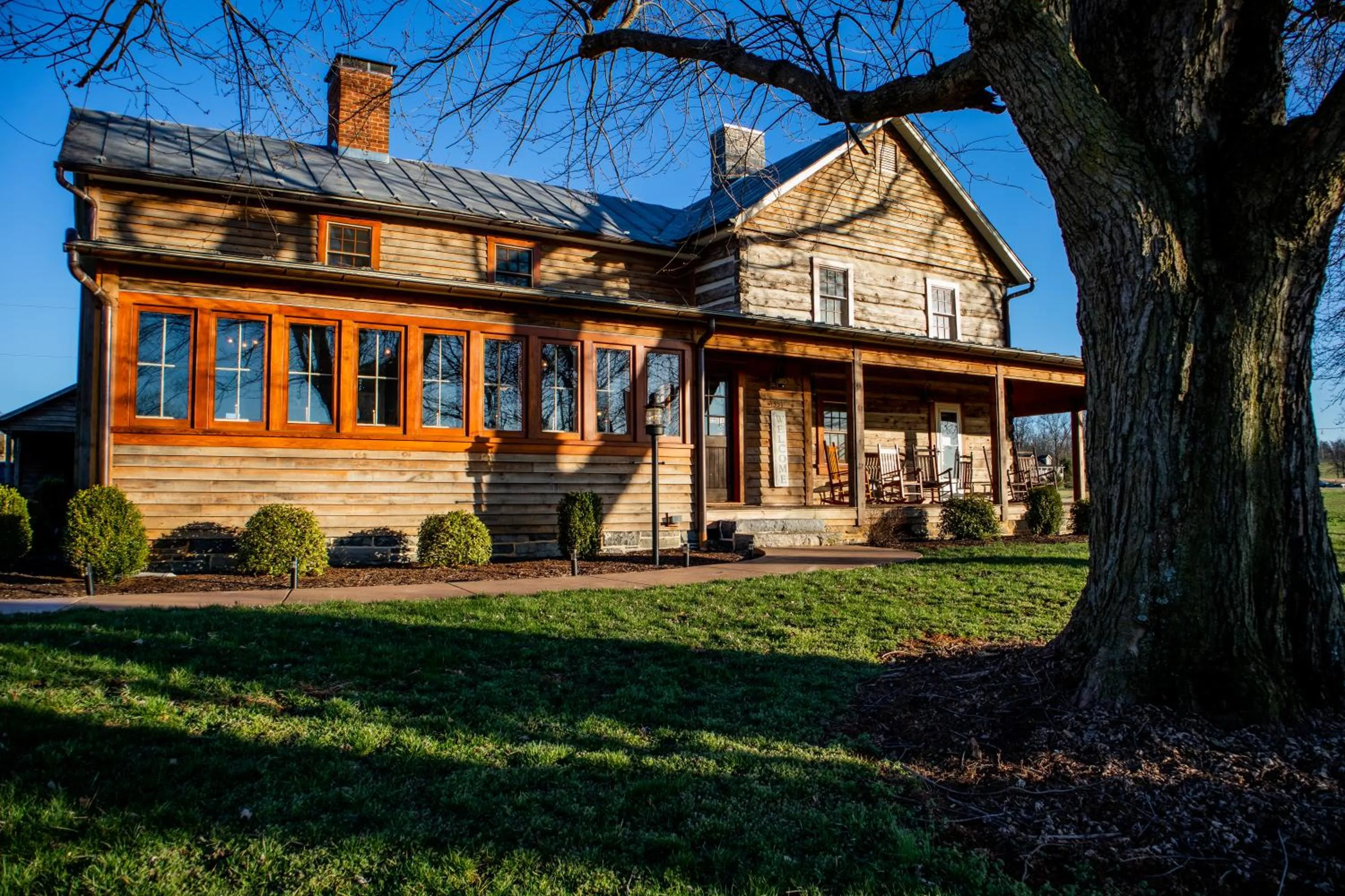 Property Building in Silver Lake Bed and Breakfast