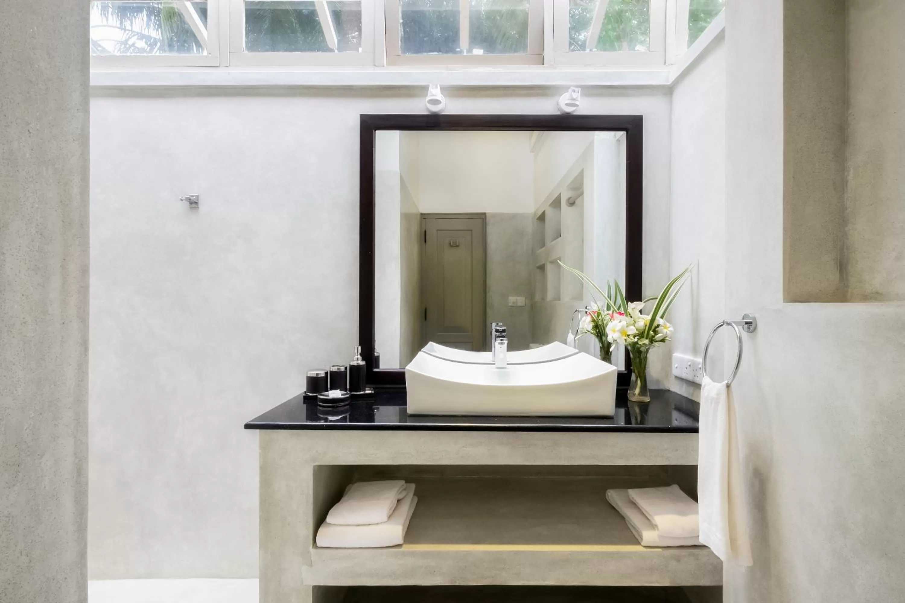 Bathroom in Satin Doll