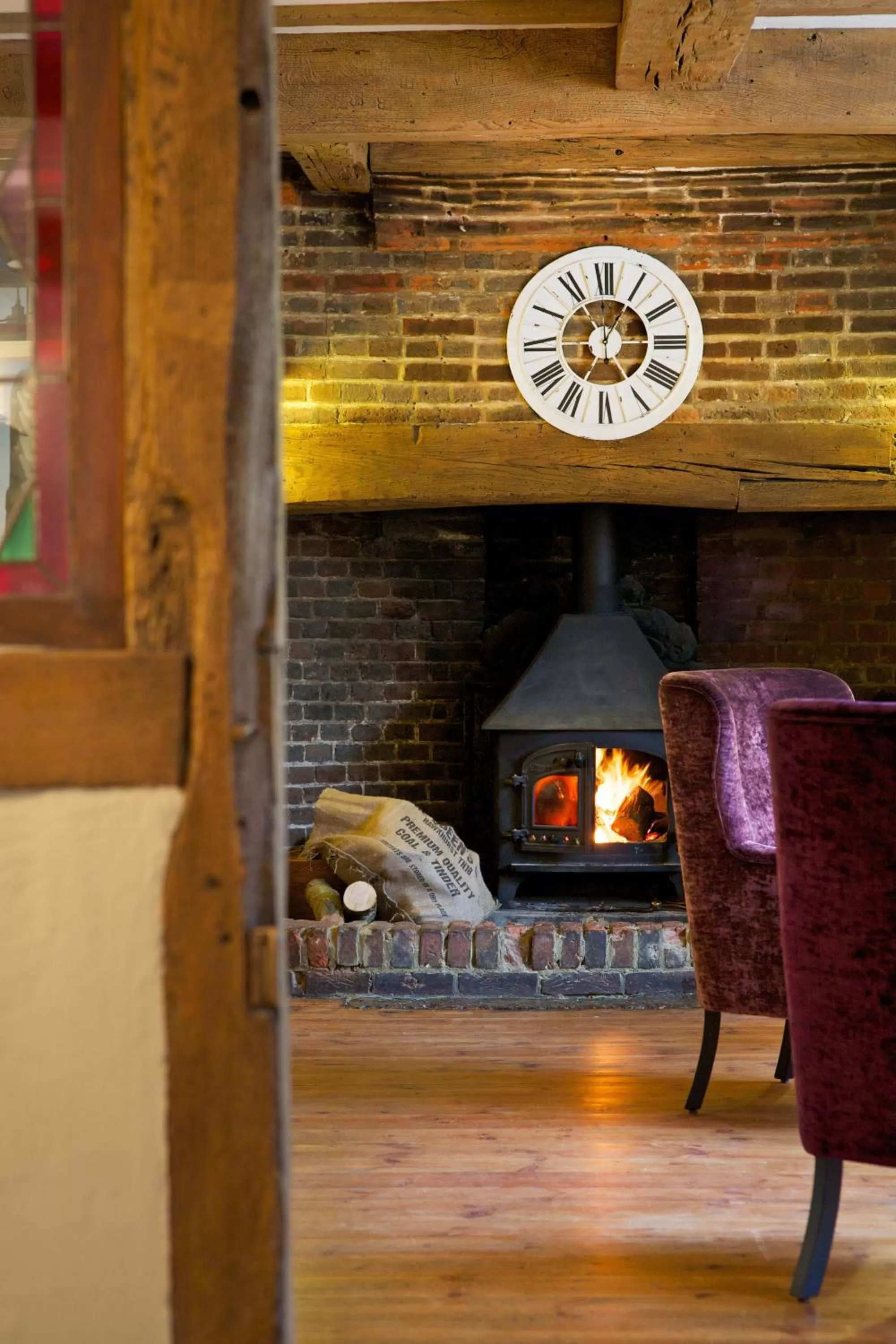 Lounge or bar in The Queen's Inn