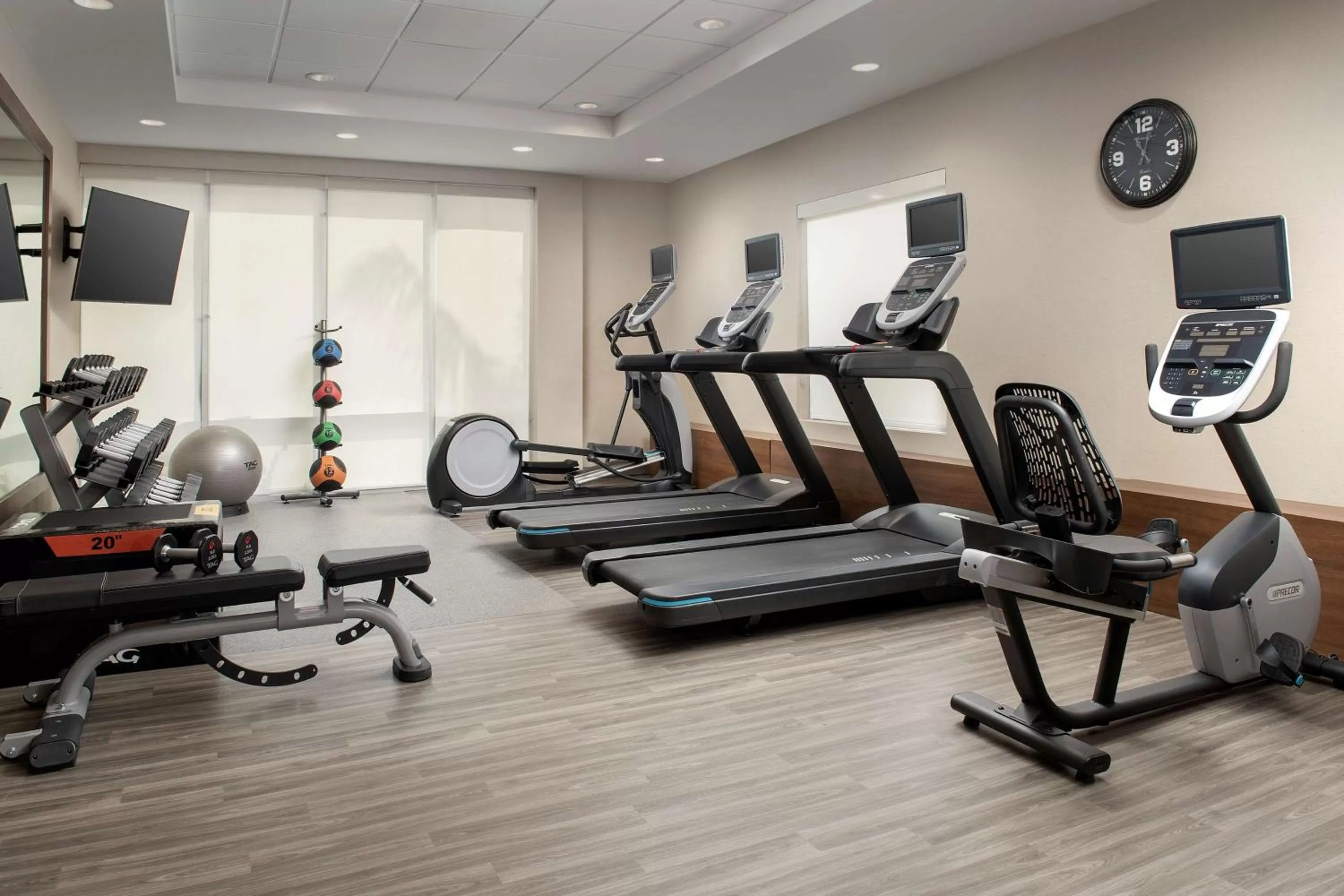 Fitness centre/facilities in Home2 Suites By Hilton Miami Doral West Airport, Fl