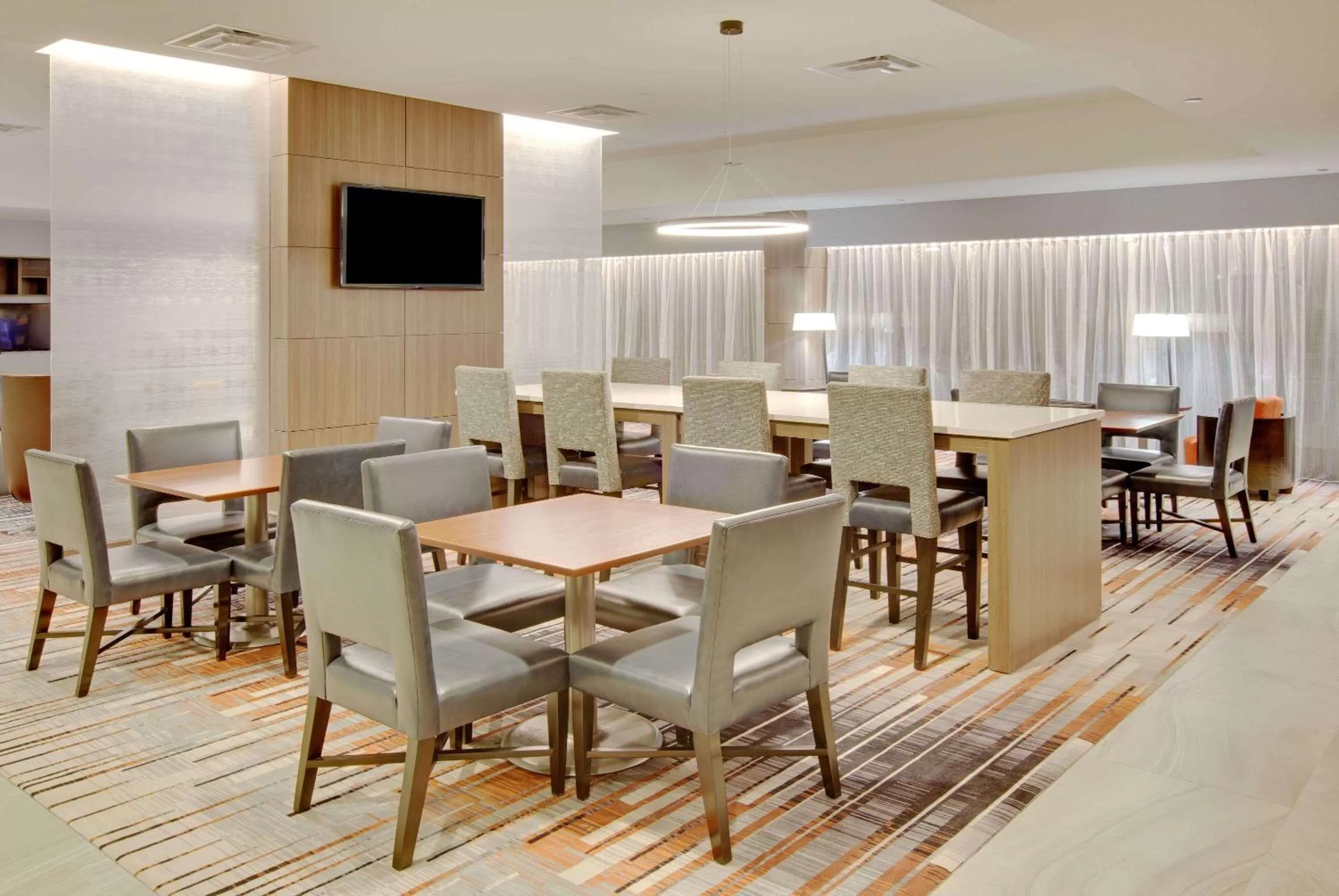 Restaurant/places to eat in Wingate by Wyndham San Angelo