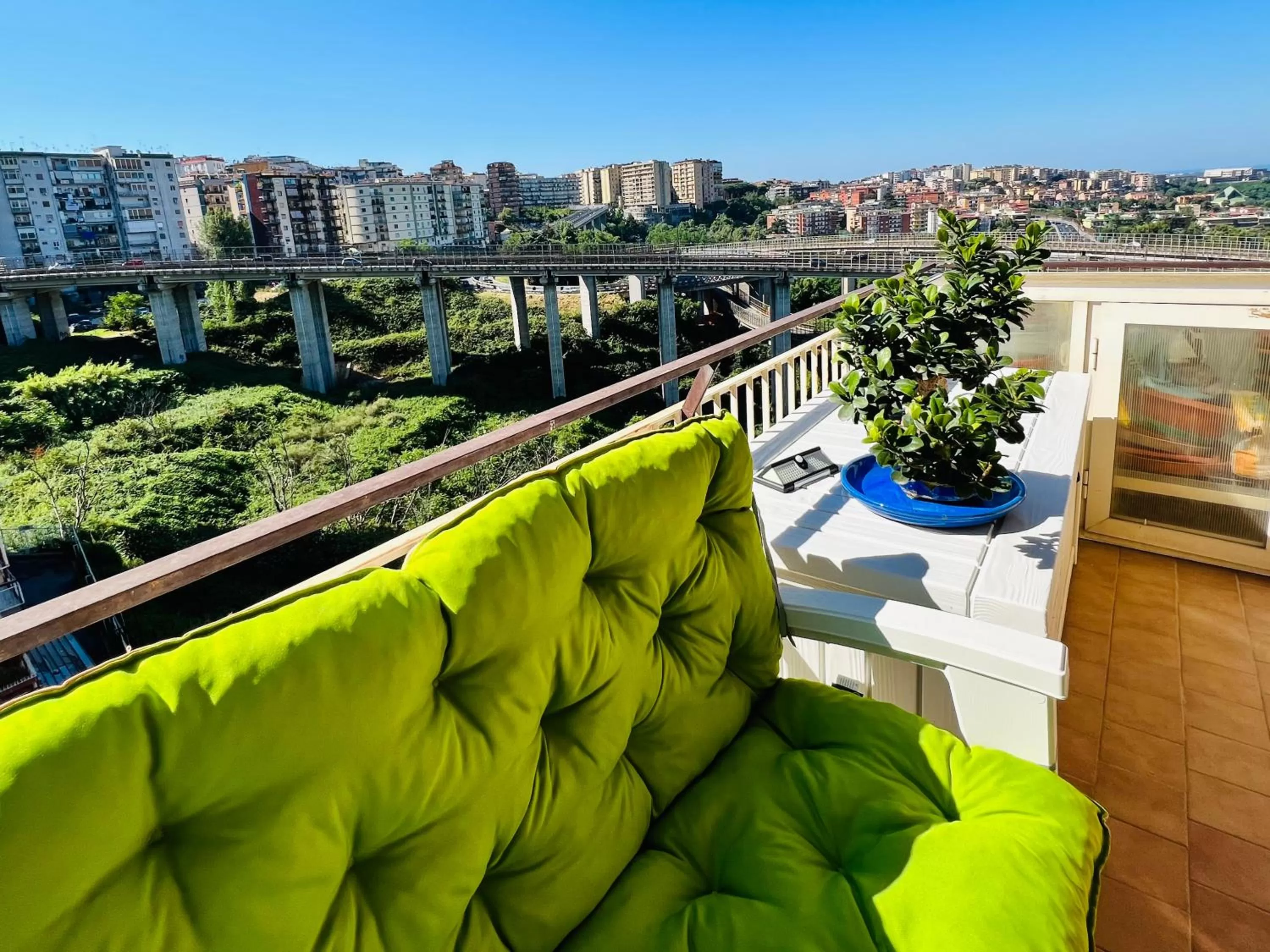 Balcony/Terrace in Il ramo d'oro