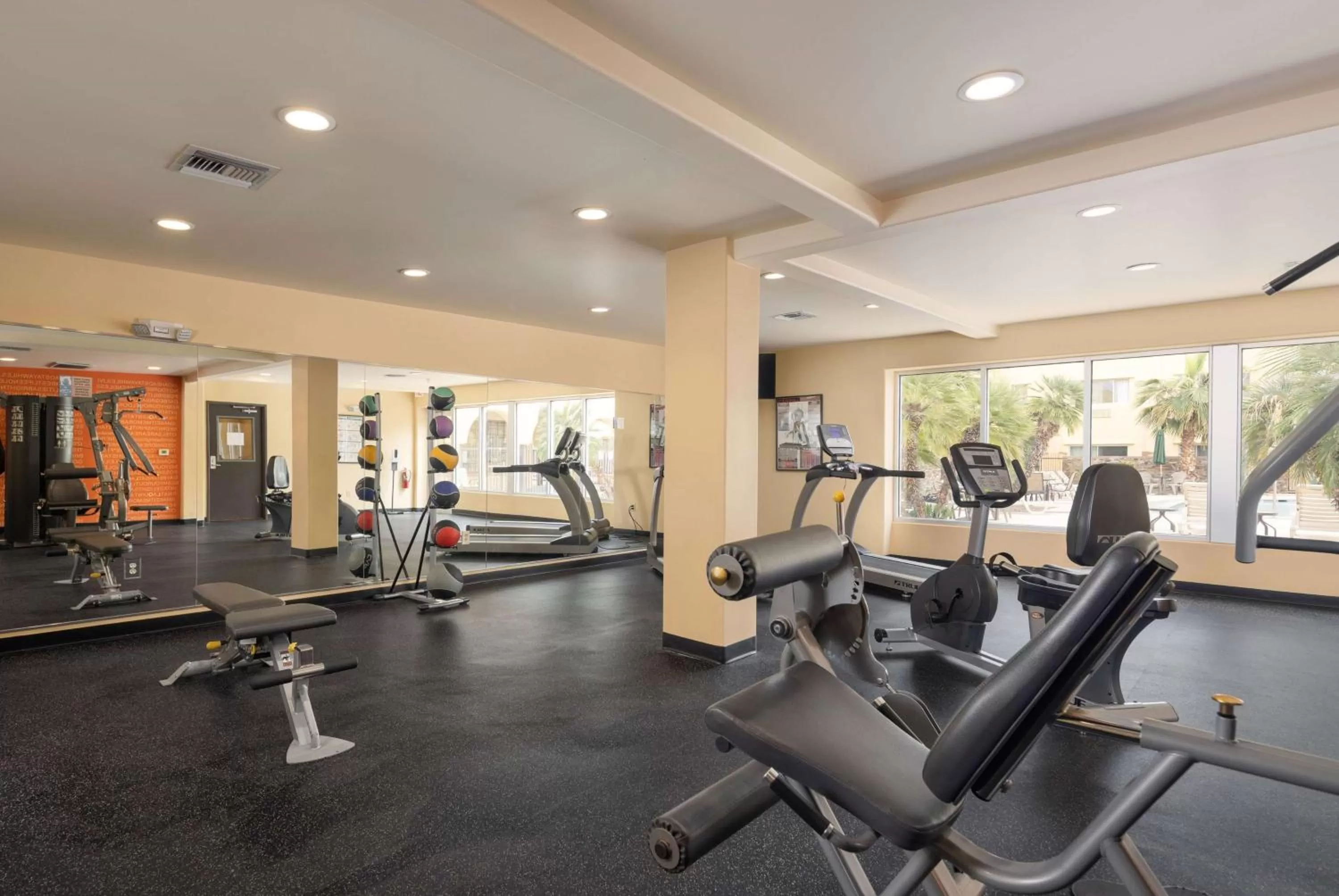 Fitness centre/facilities in La Quinta by Wyndham Tucson - Reid Park