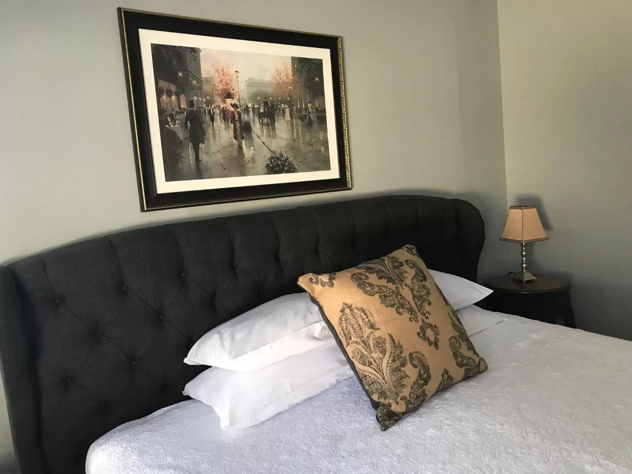 King Room in Nestle Inn King Room in Nestle Inn