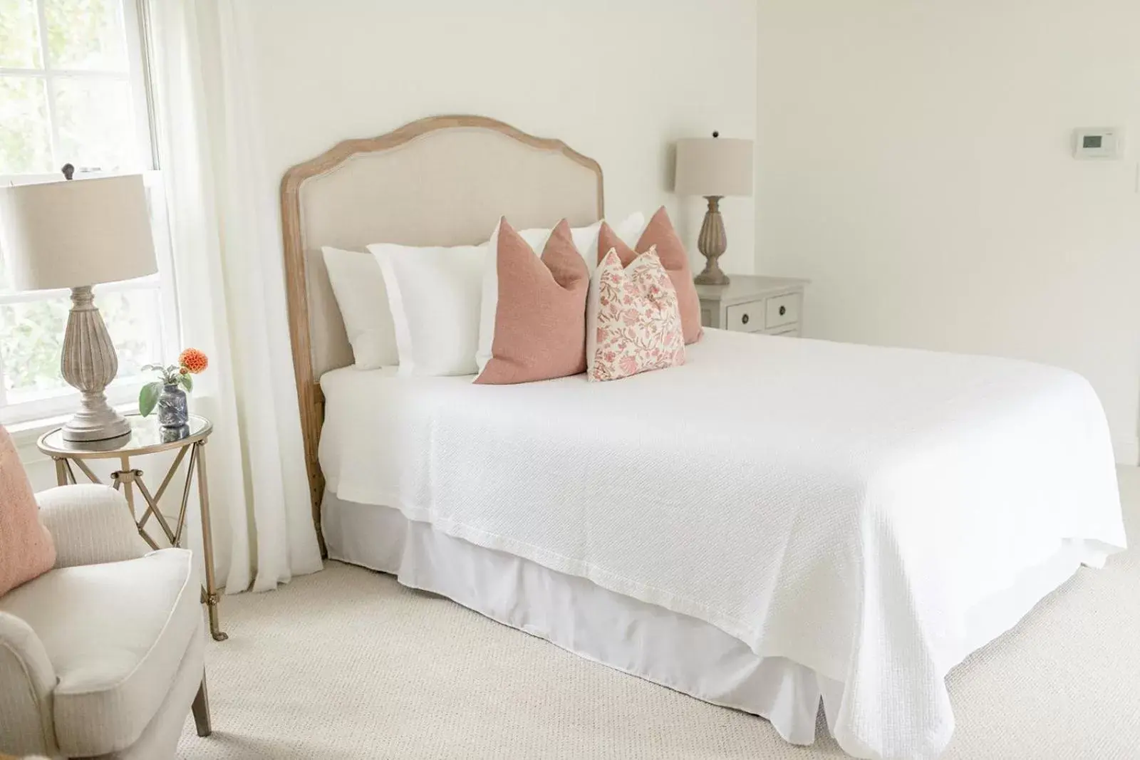 Deluxe Queen Room in Fairville Inn Deluxe Queen Room in Fairville Inn