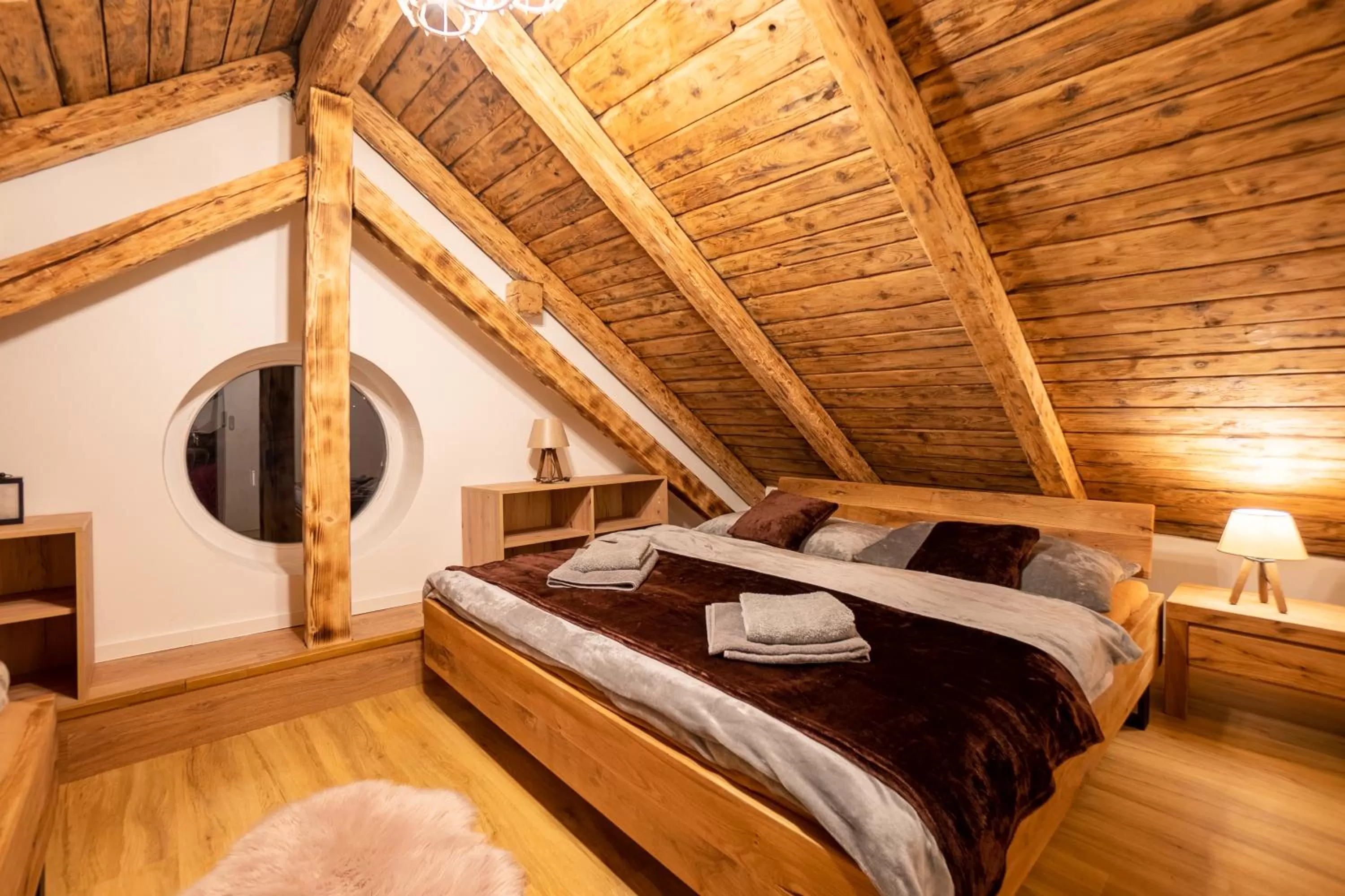 TV and multimedia, Bed in Wellness Apartmány Vila Republika