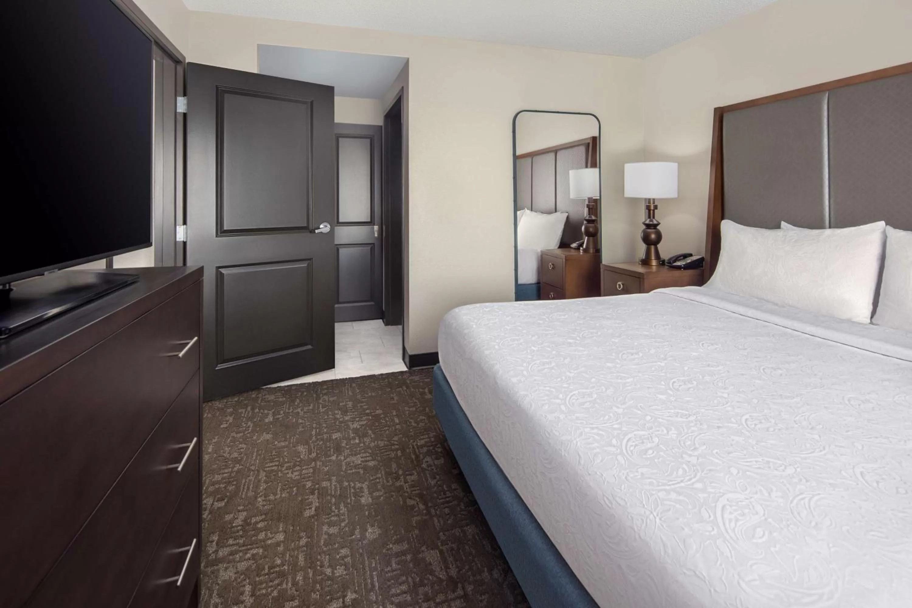 Bedroom, Bed in Homewood Suites by Hilton Orland Park