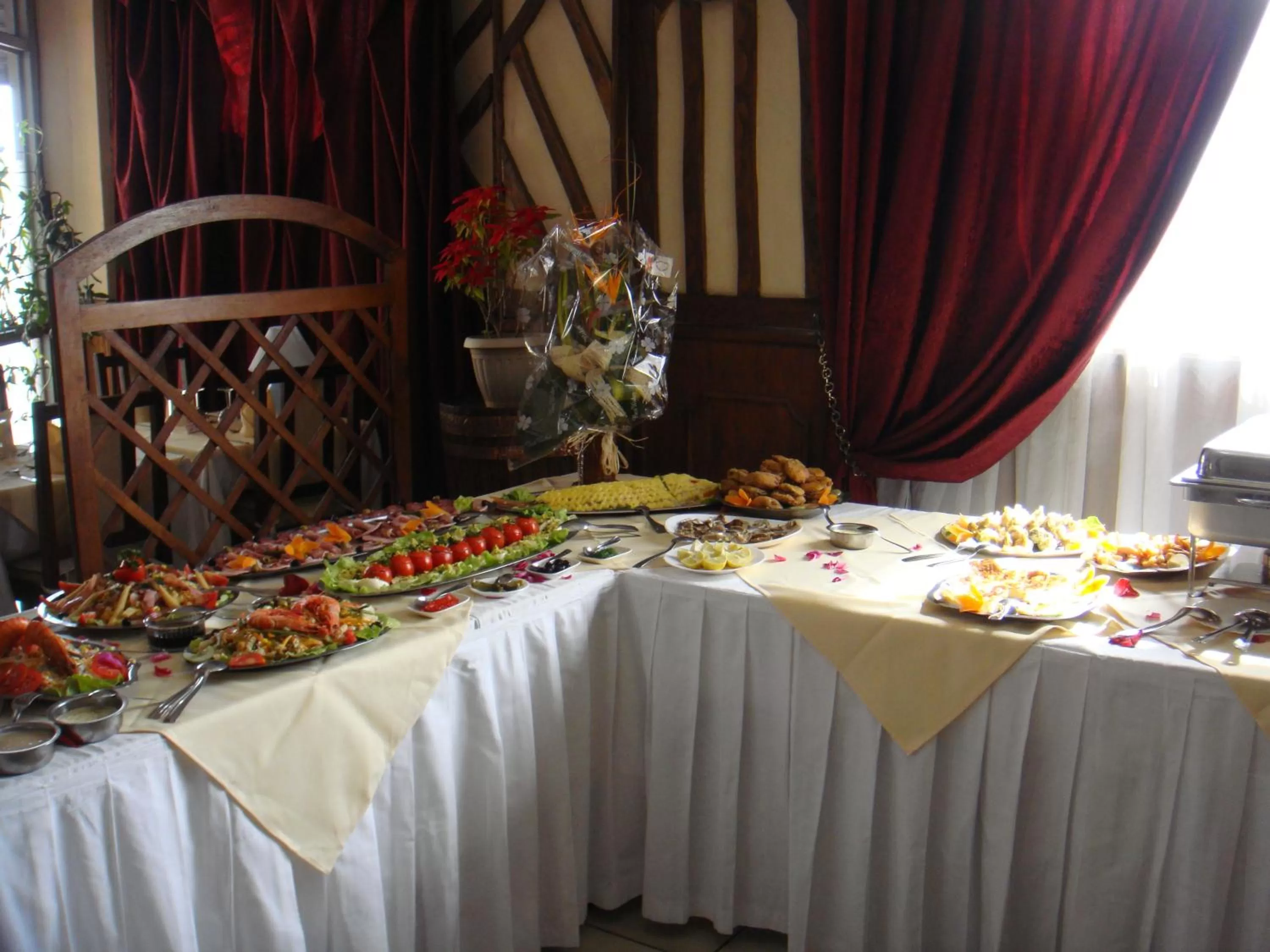 Food in Hotel Le Relais Normand