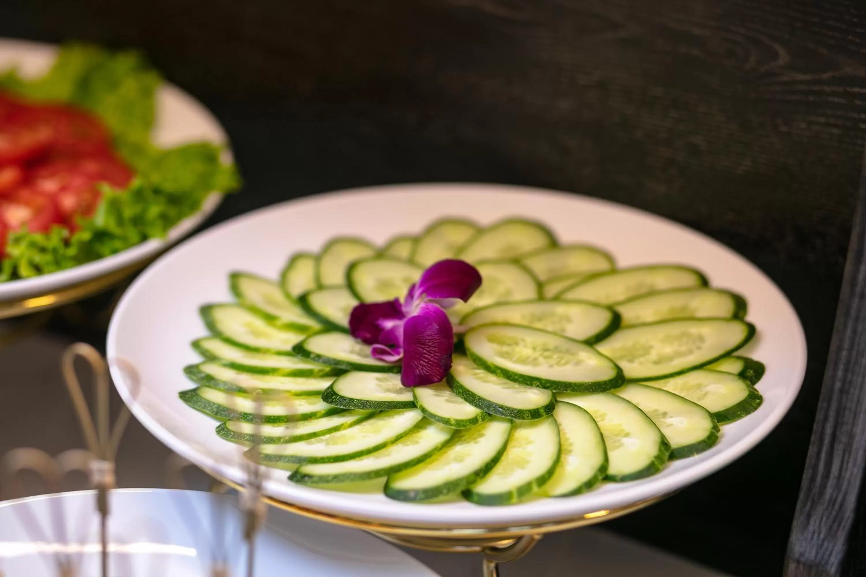 Food in Shining Central Hotel & Spa